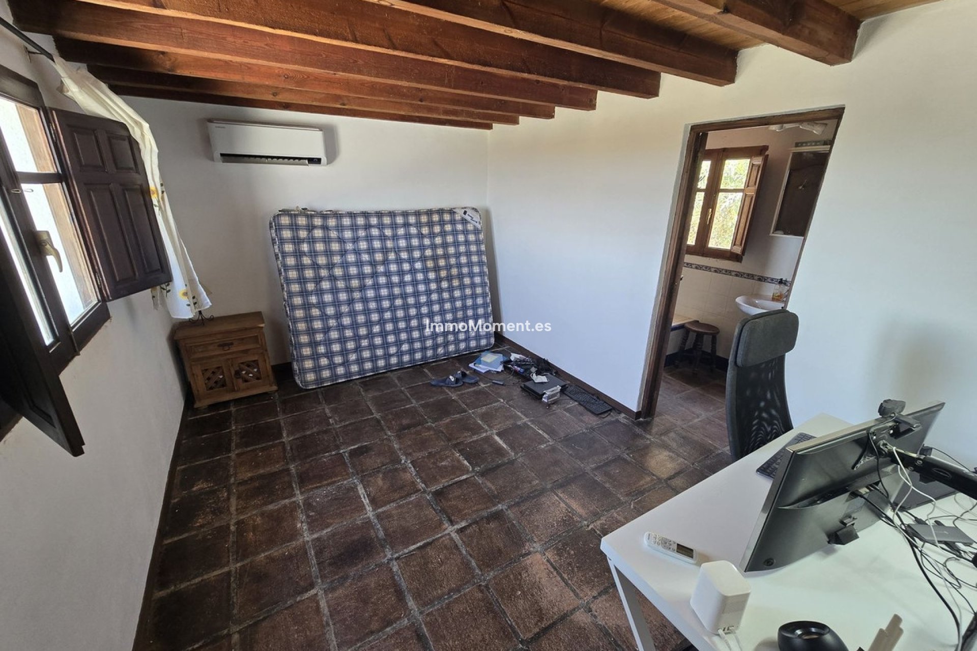 Bestaande woning - Vrijstaande villa - Binnenland  - Monda