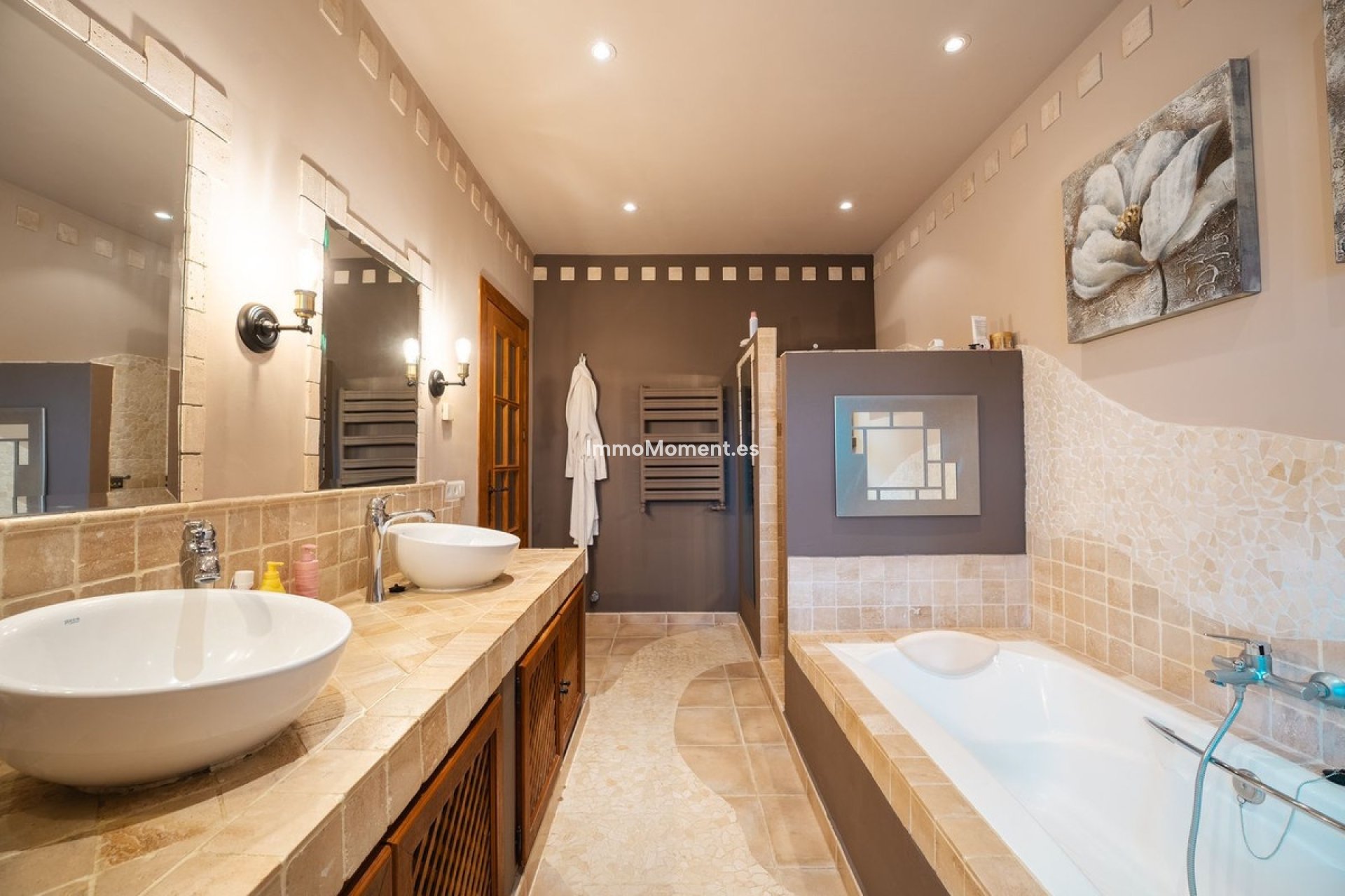 Bestaande woning - Vrijstaande villa - Binnenland  - Monda