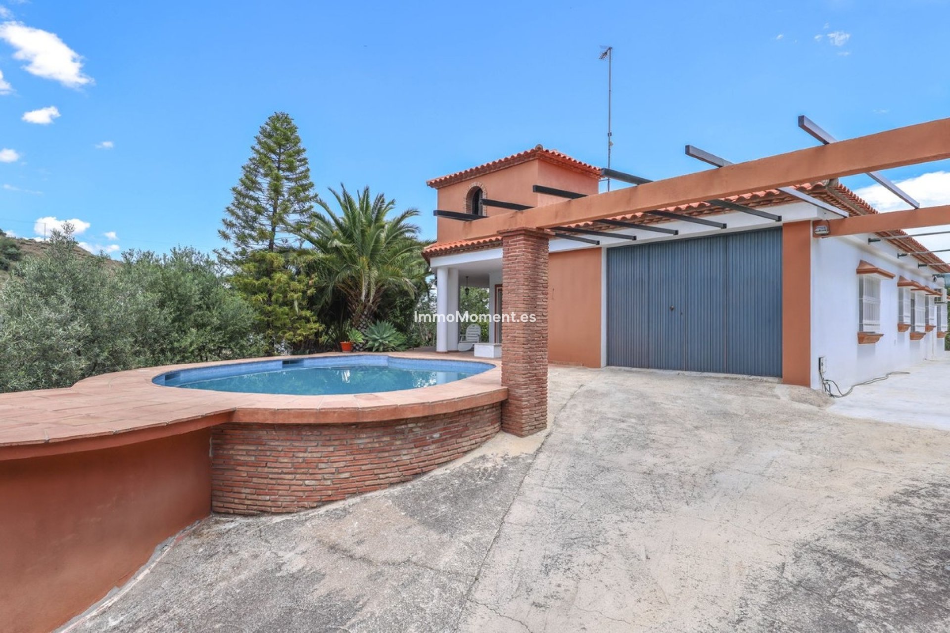 Bestaande woning - Vrijstaande villa - Binnenland  - Monda