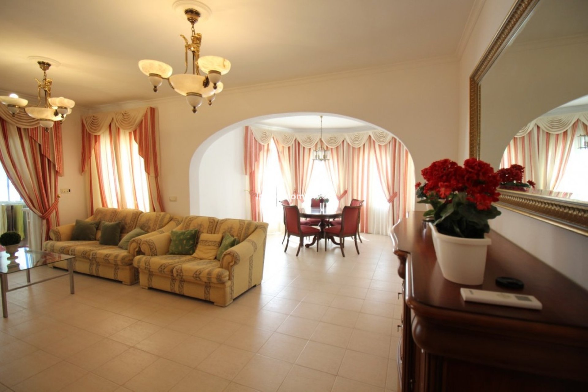 Bestaande woning - Vrijstaande villa - Calpe - Calpe Centro