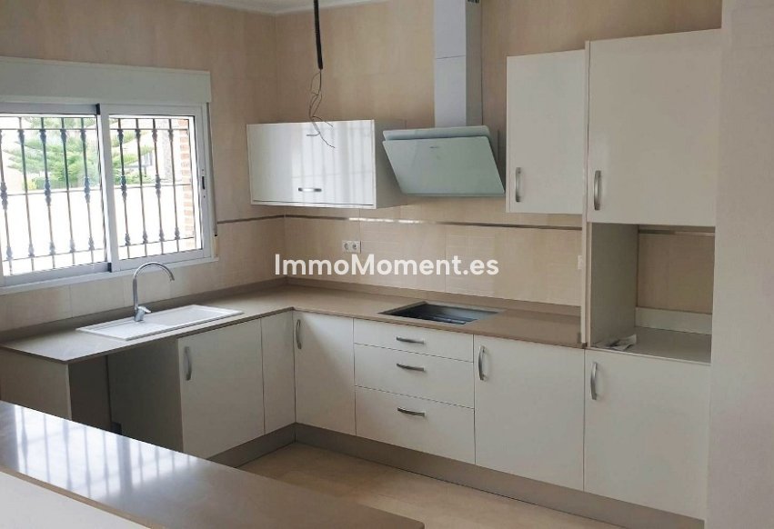 Bestaande woning - Vrijstaande villa - Catral - Catral Centro