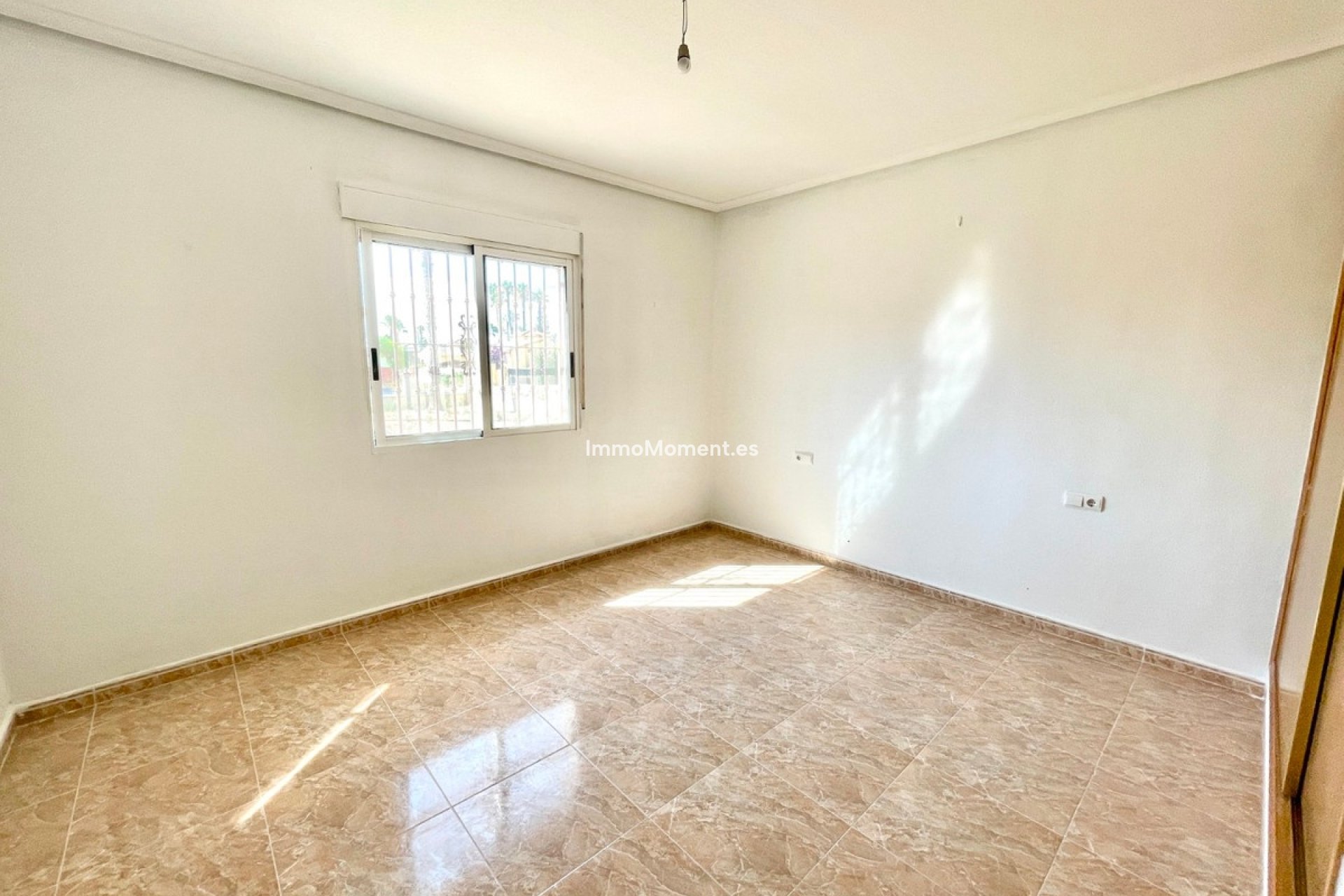 Bestaande woning - Vrijstaande villa - Catral - Catral Centro