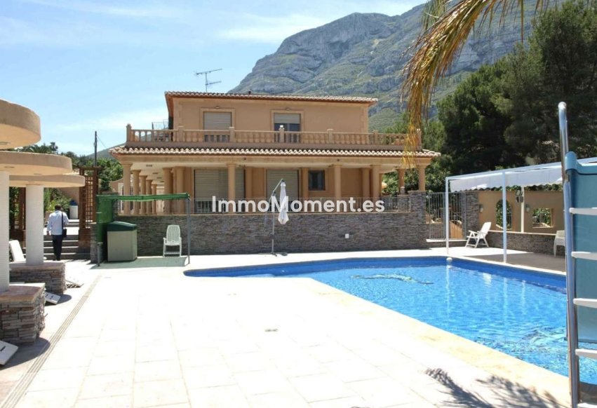 Bestaande woning - Vrijstaande villa - Denia - Denia Centro