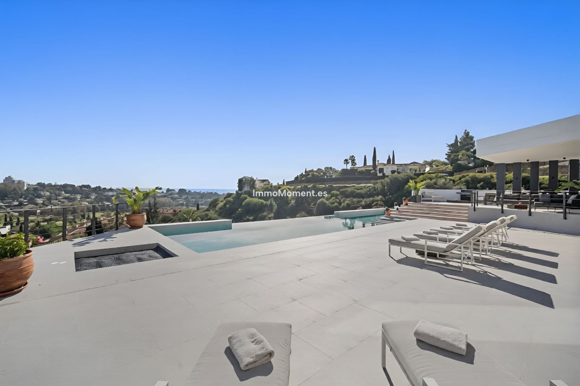 Bestaande woning - Vrijstaande villa - El Paraiso - New Golden Mile