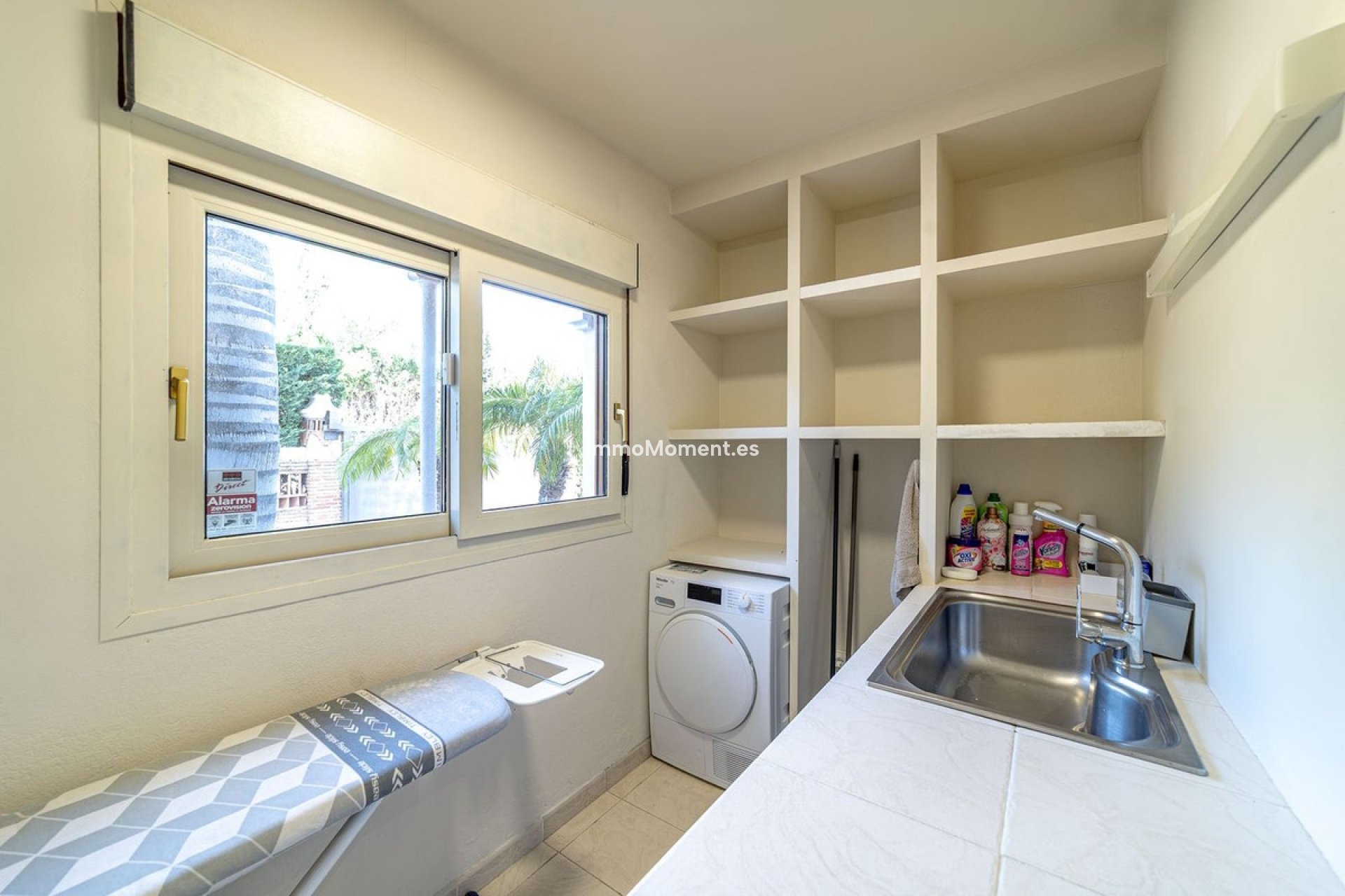 Bestaande woning - Vrijstaande villa - Estepona  - Atalaya