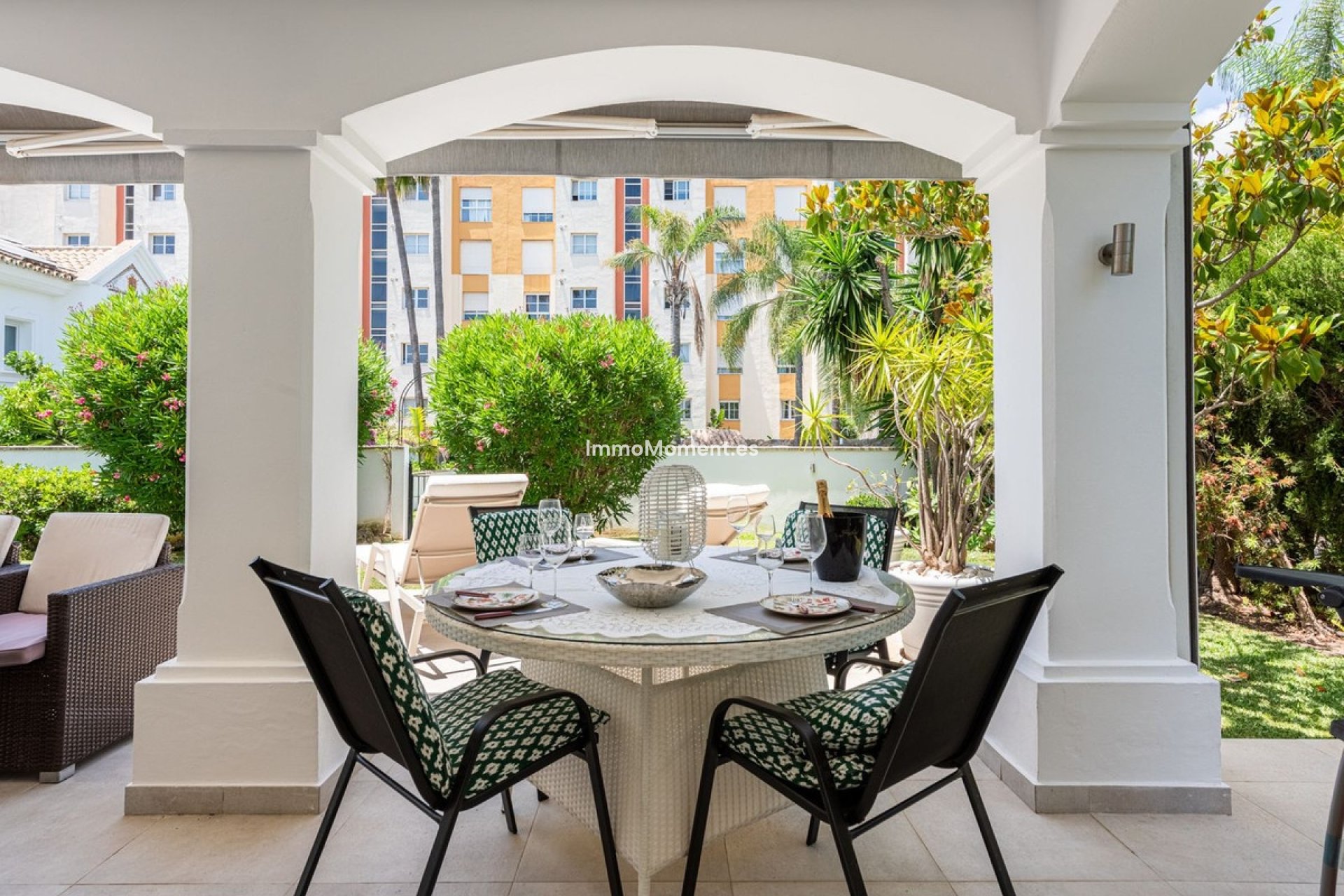 Bestaande woning - Vrijstaande villa - Estepona  - Atalaya