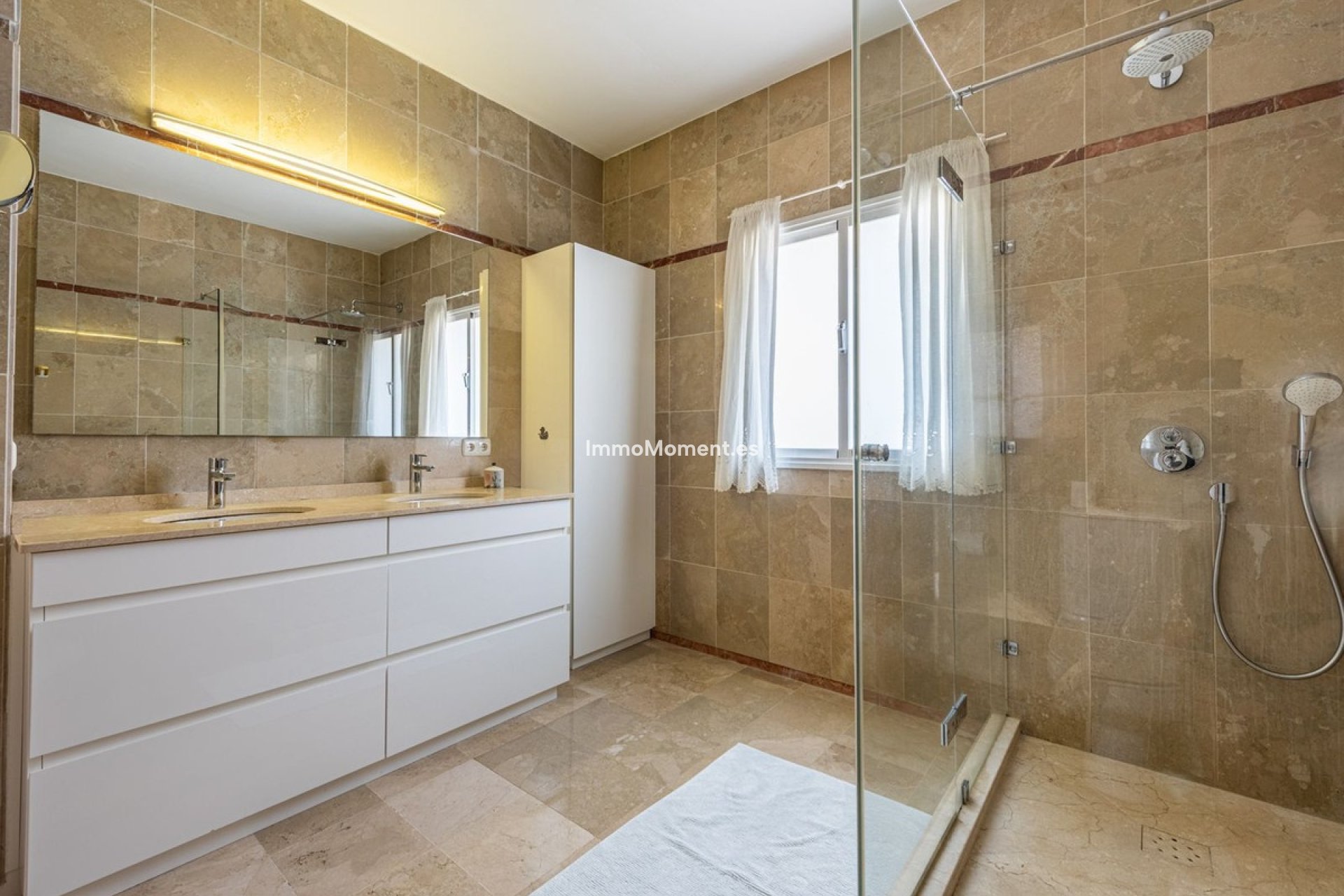 Bestaande woning - Vrijstaande villa - Estepona  - Atalaya