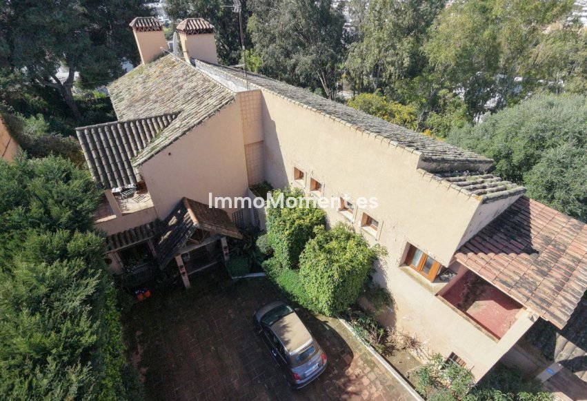 Bestaande woning - Vrijstaande villa - Estepona  - Atalaya