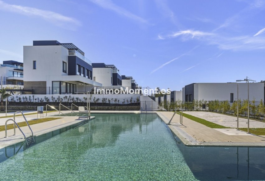 Bestaande woning - Vrijstaande villa - Estepona  - Atalaya