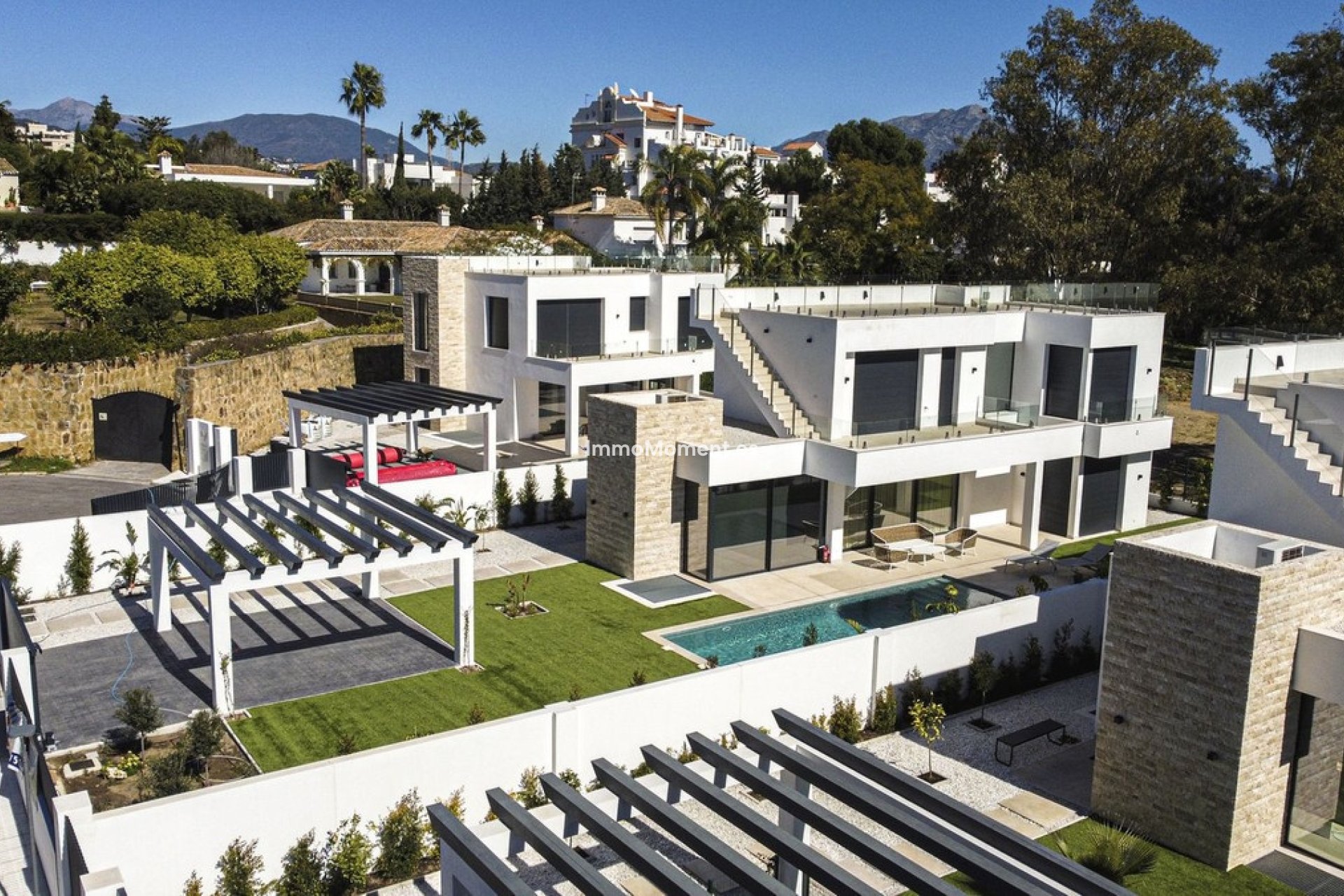 Bestaande woning - Vrijstaande villa - Estepona  - Atalaya