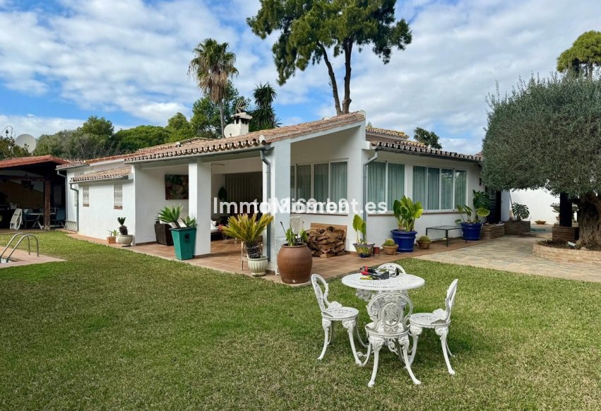 Bestaande woning - Vrijstaande villa - Estepona  - Atalaya