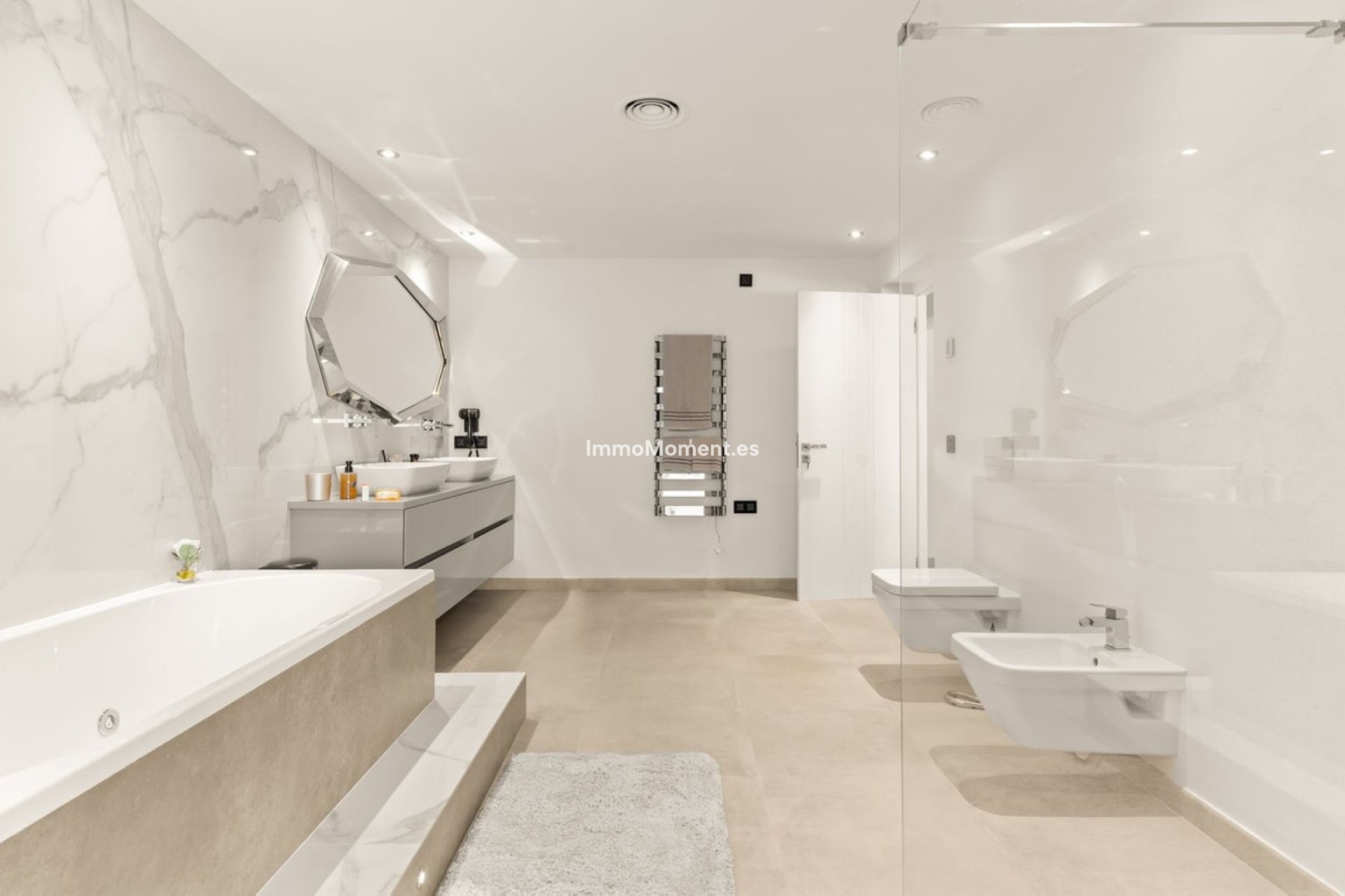 Bestaande woning - Vrijstaande villa - Estepona  - Atalaya
