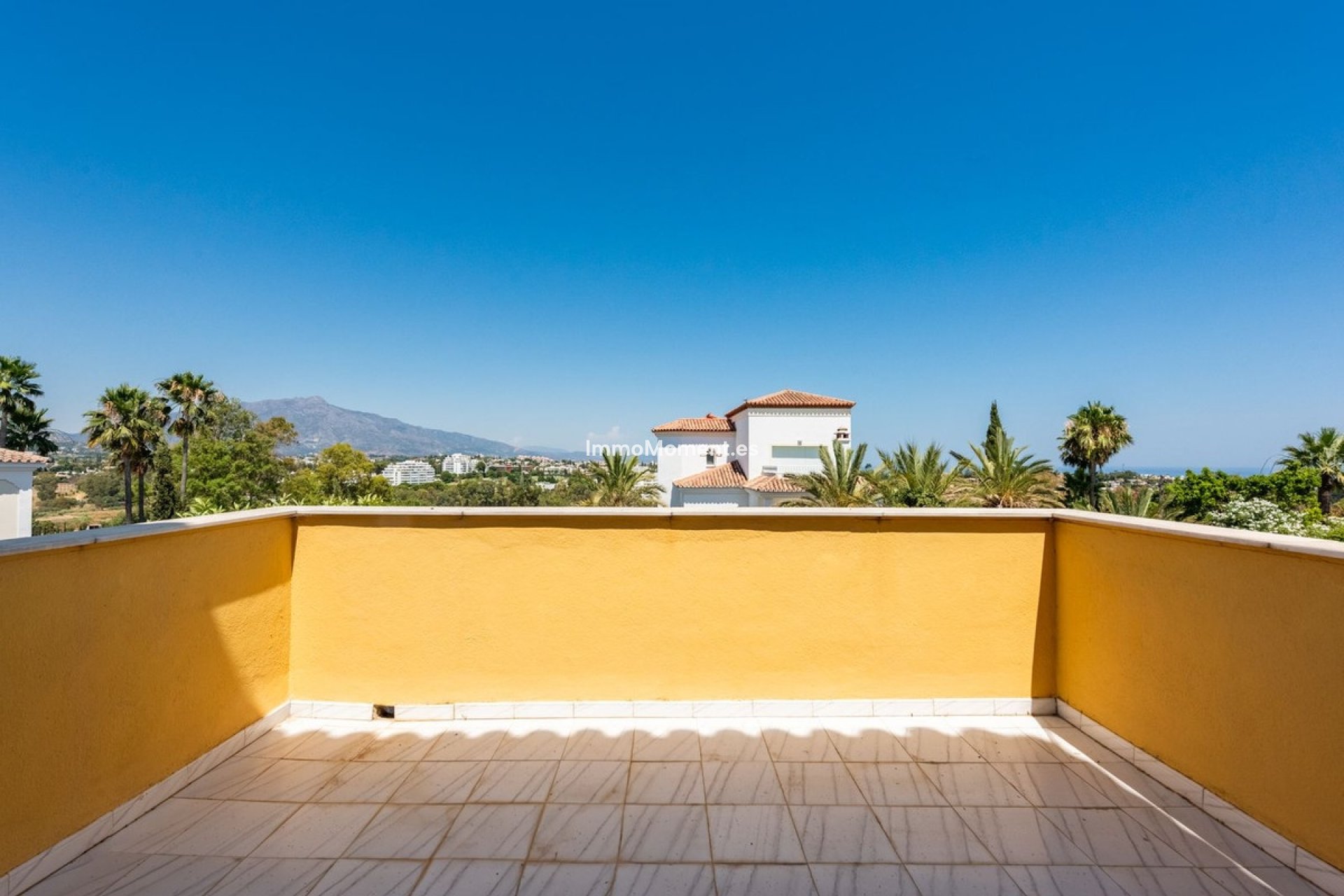 Bestaande woning - Vrijstaande villa - Estepona  - Atalaya