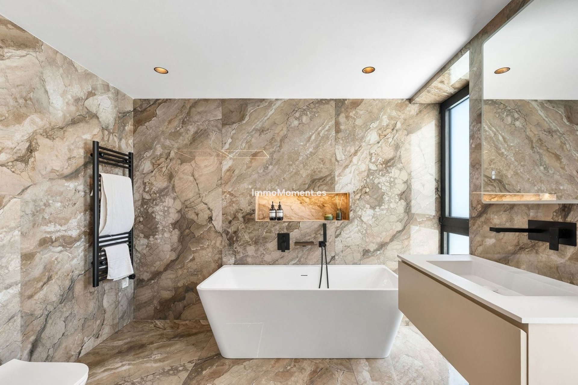 Bestaande woning - Vrijstaande villa - Estepona  - Bel Air