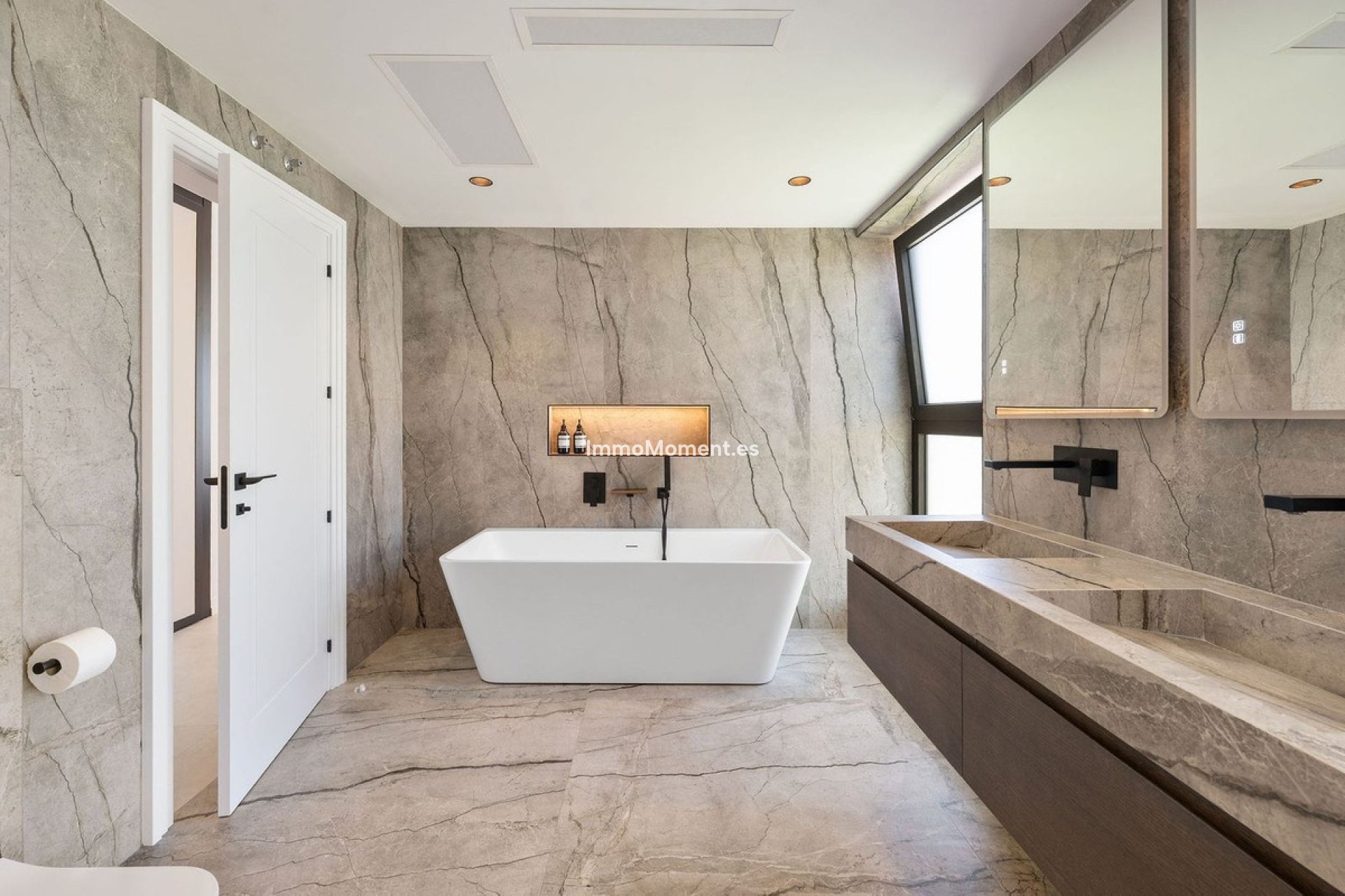 Bestaande woning - Vrijstaande villa - Estepona  - Bel Air