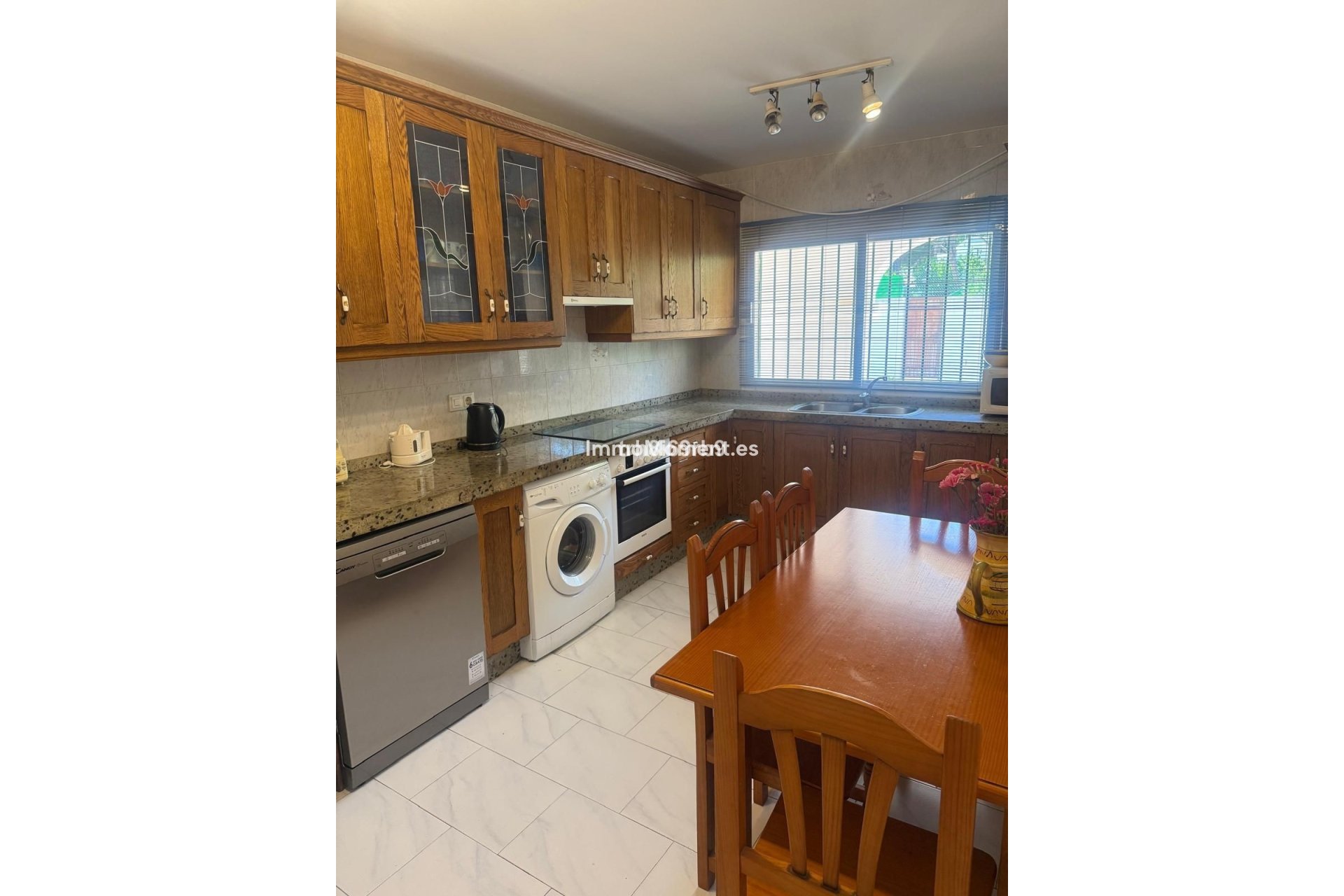 Bestaande woning - Vrijstaande villa - Estepona  - Benamara