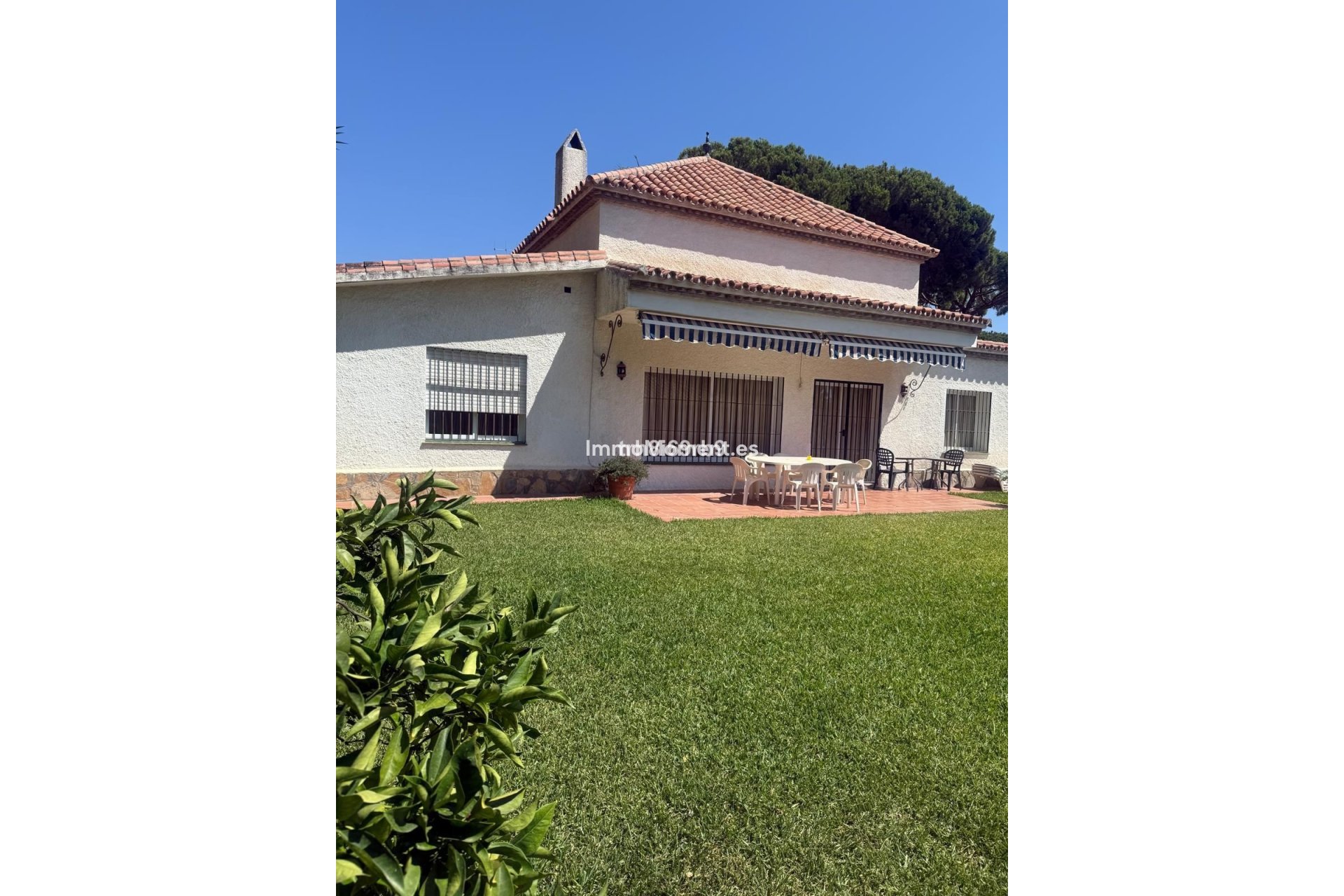 Bestaande woning - Vrijstaande villa - Estepona  - Benamara