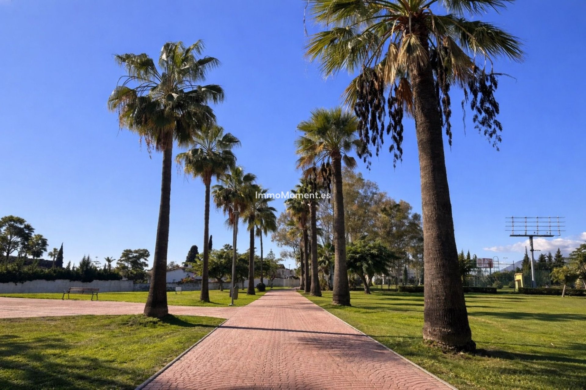 Bestaande woning - Vrijstaande villa - Estepona  - Benamara
