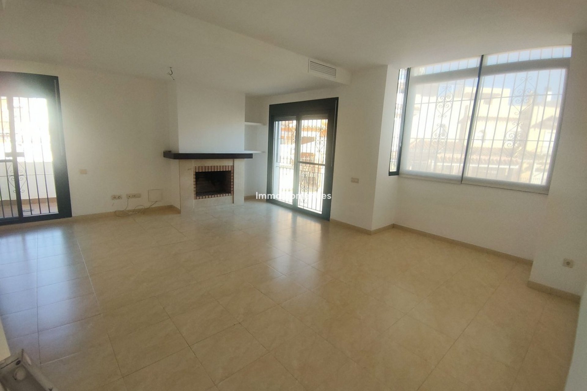 Bestaande woning - Vrijstaande villa - Estepona  - Cancelada