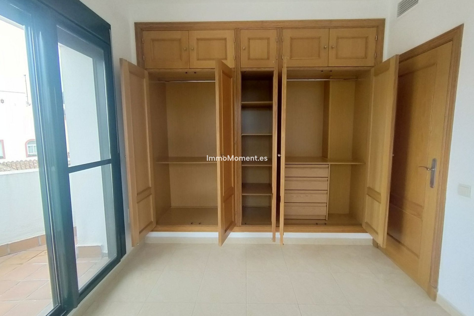 Bestaande woning - Vrijstaande villa - Estepona  - Cancelada