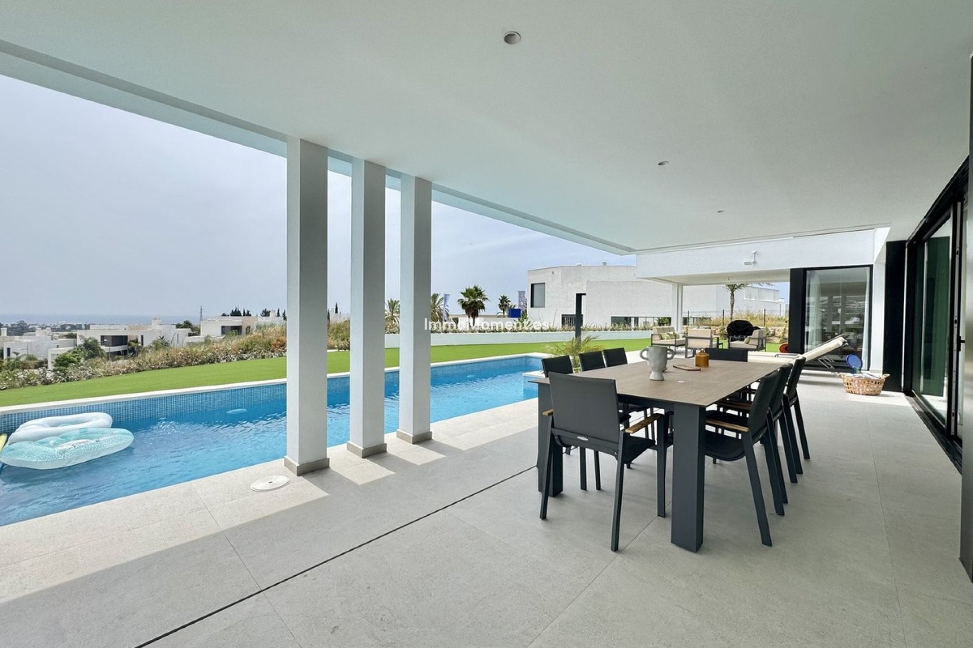 Bestaande woning - Vrijstaande villa - Estepona  - Cancelada