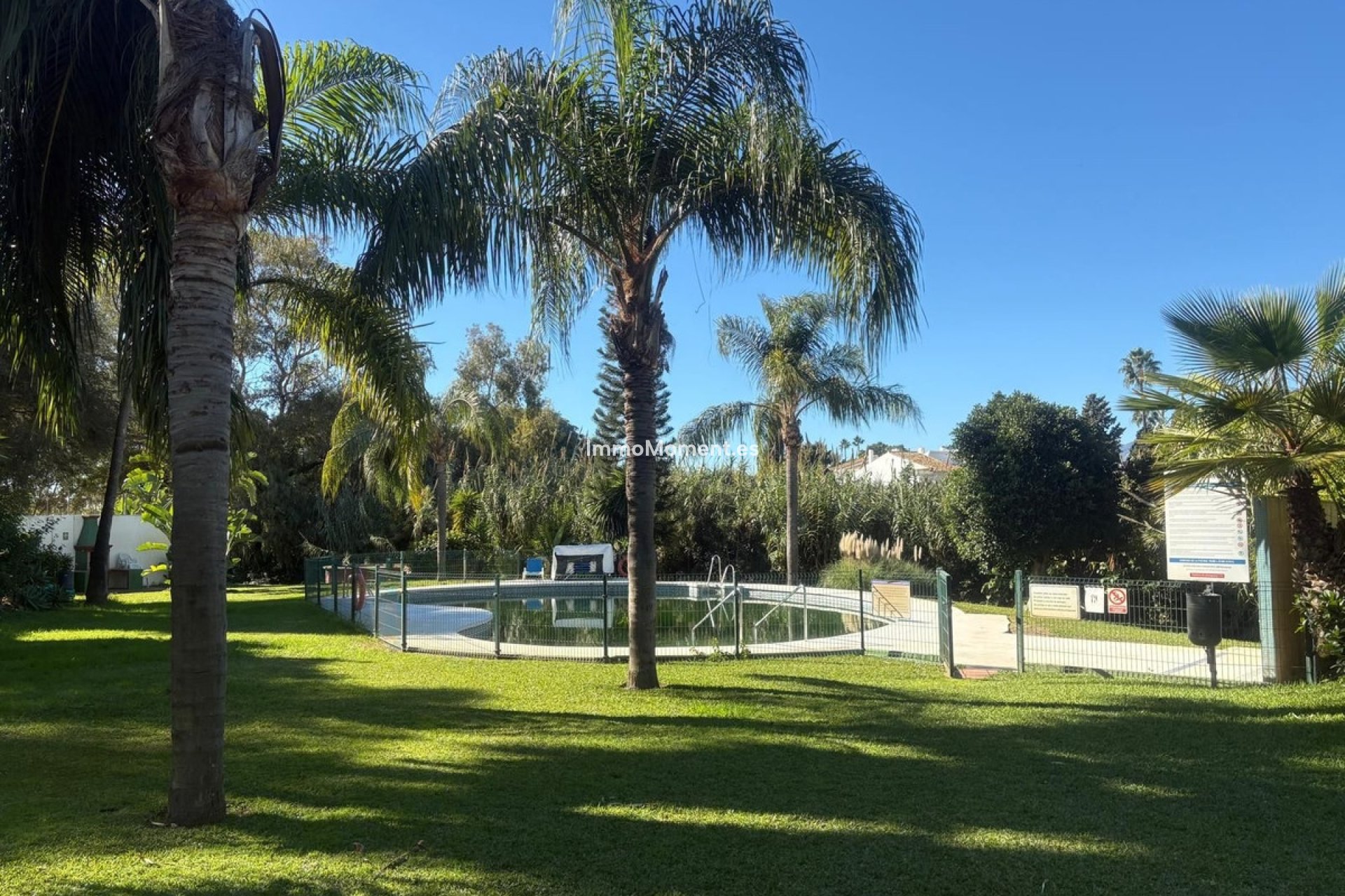 Bestaande woning - Vrijstaande villa - Estepona  - Cancelada