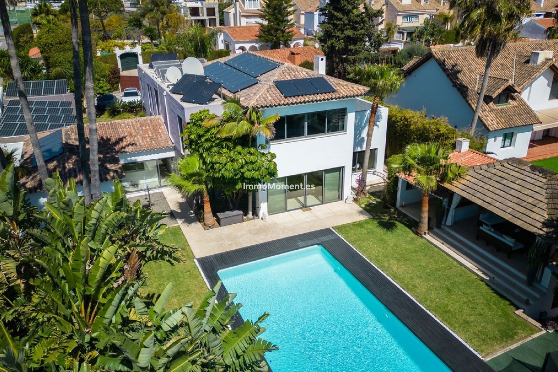 Bestaande woning - Vrijstaande villa - Estepona  - Costalita