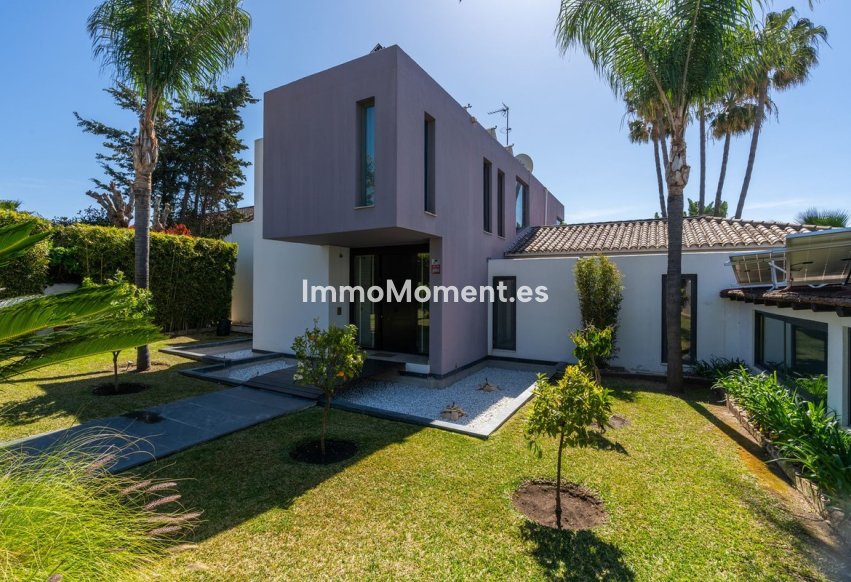 Bestaande woning - Vrijstaande villa - Estepona  - Costalita
