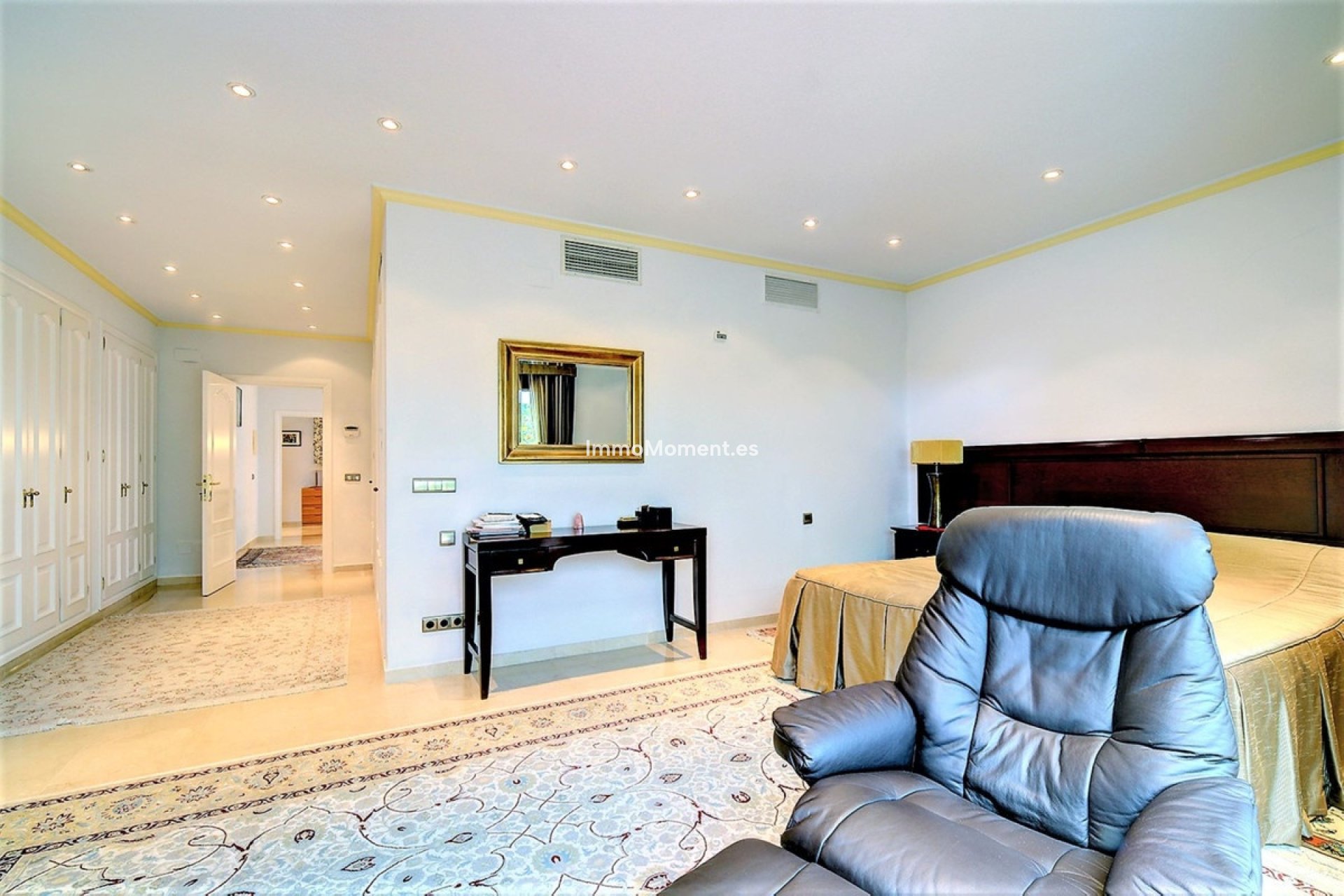 Bestaande woning - Vrijstaande villa - Estepona  - Costalita