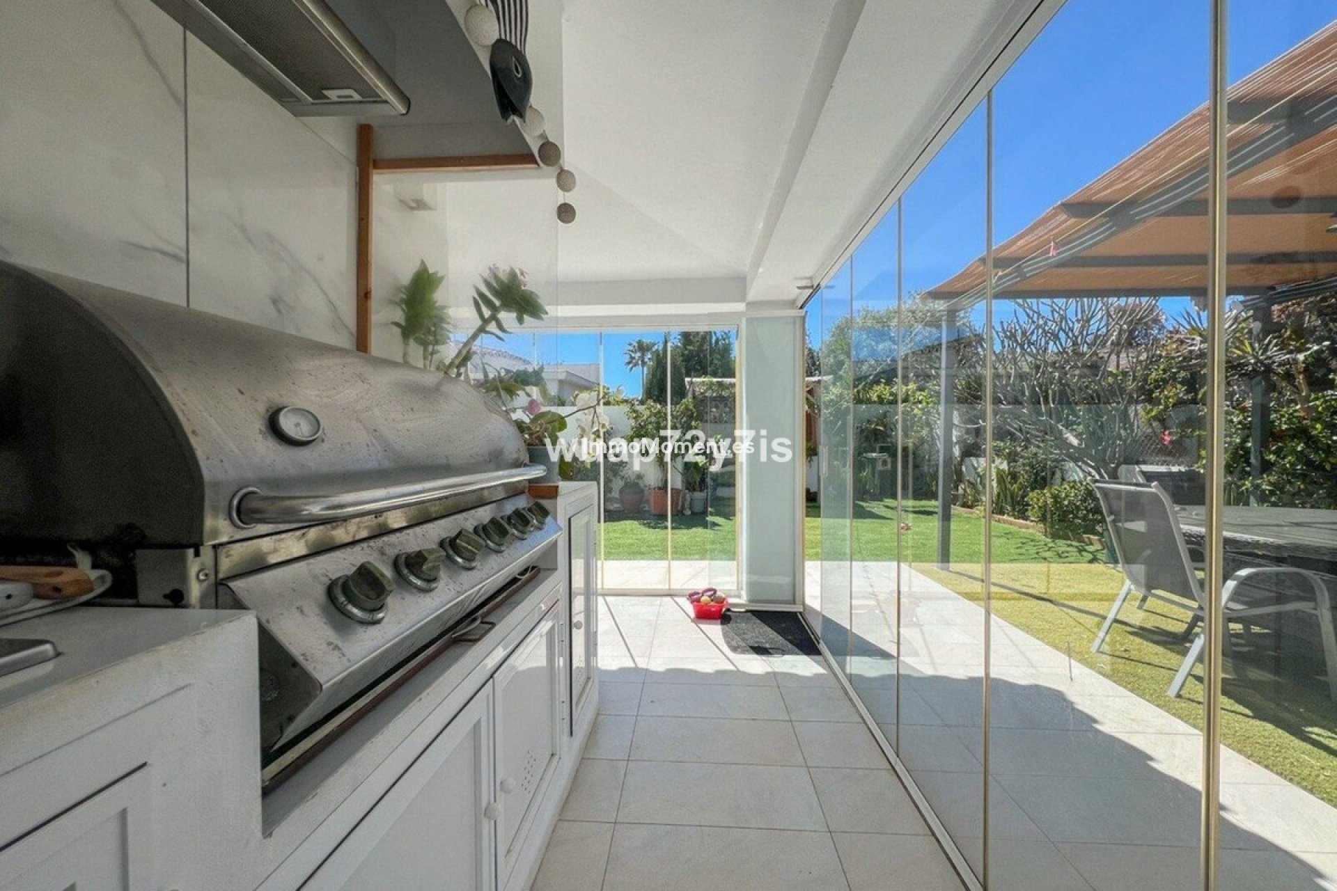 Bestaande woning - Vrijstaande villa - Estepona  - Costalita