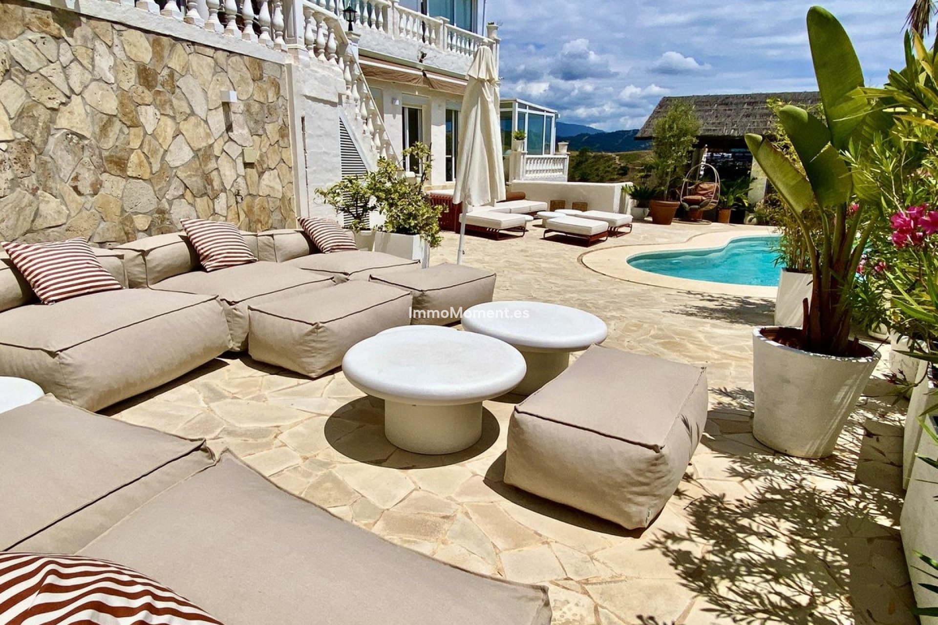 Bestaande woning - Vrijstaande villa - Estepona  - El Padron