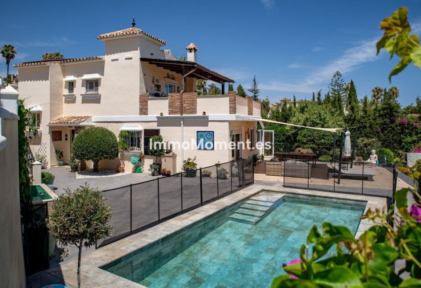 Bestaande woning - Vrijstaande villa - Estepona  - El Padron