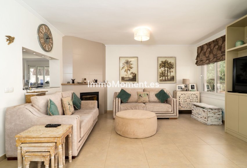 Bestaande woning - Vrijstaande villa - Estepona  - El Padron