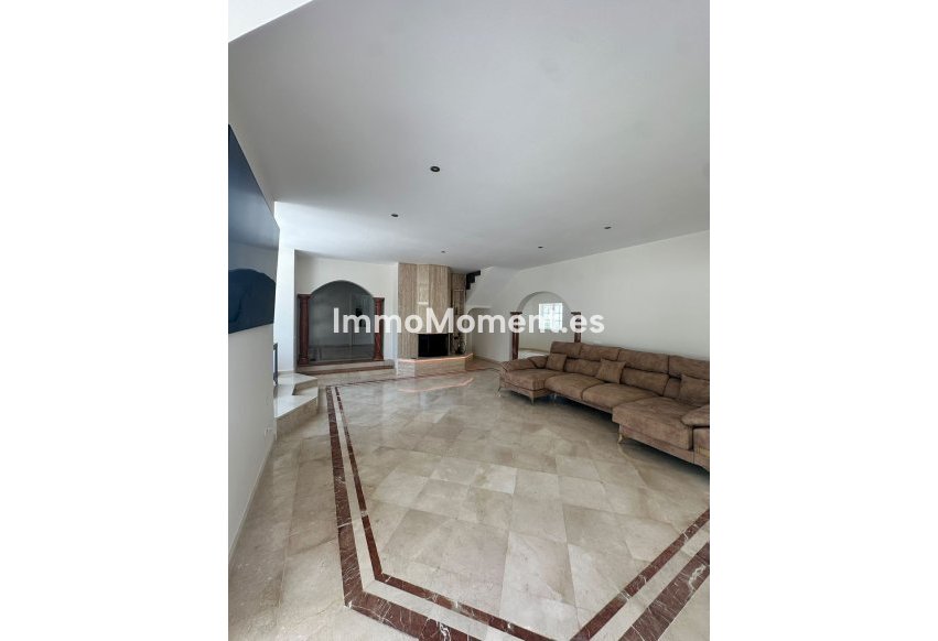 Bestaande woning - Vrijstaande villa - Estepona  - Estepona Centro
