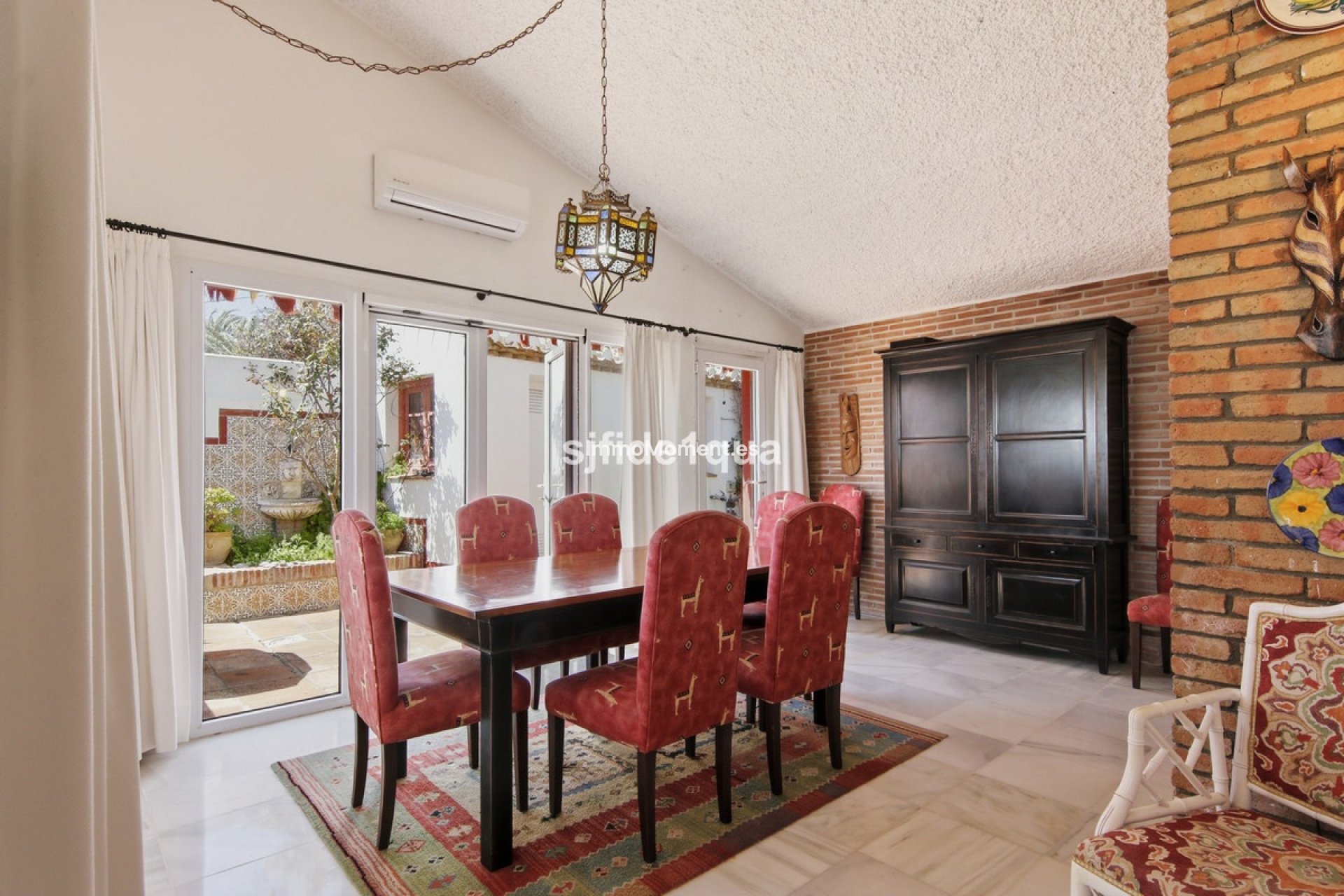 Bestaande woning - Vrijstaande villa - Estepona  - Estepona Centro
