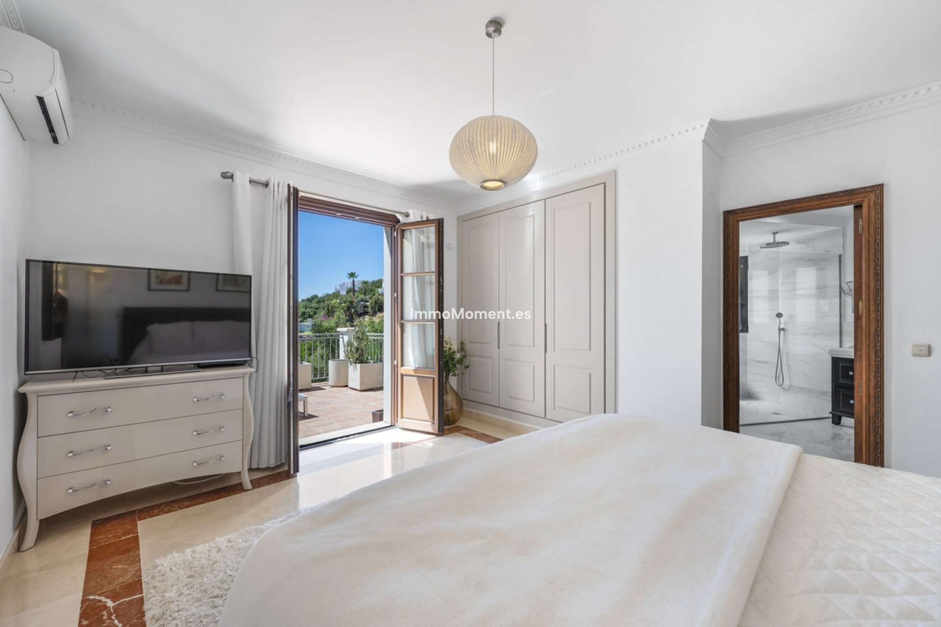 Bestaande woning - Vrijstaande villa - Estepona  - Estepona Centro