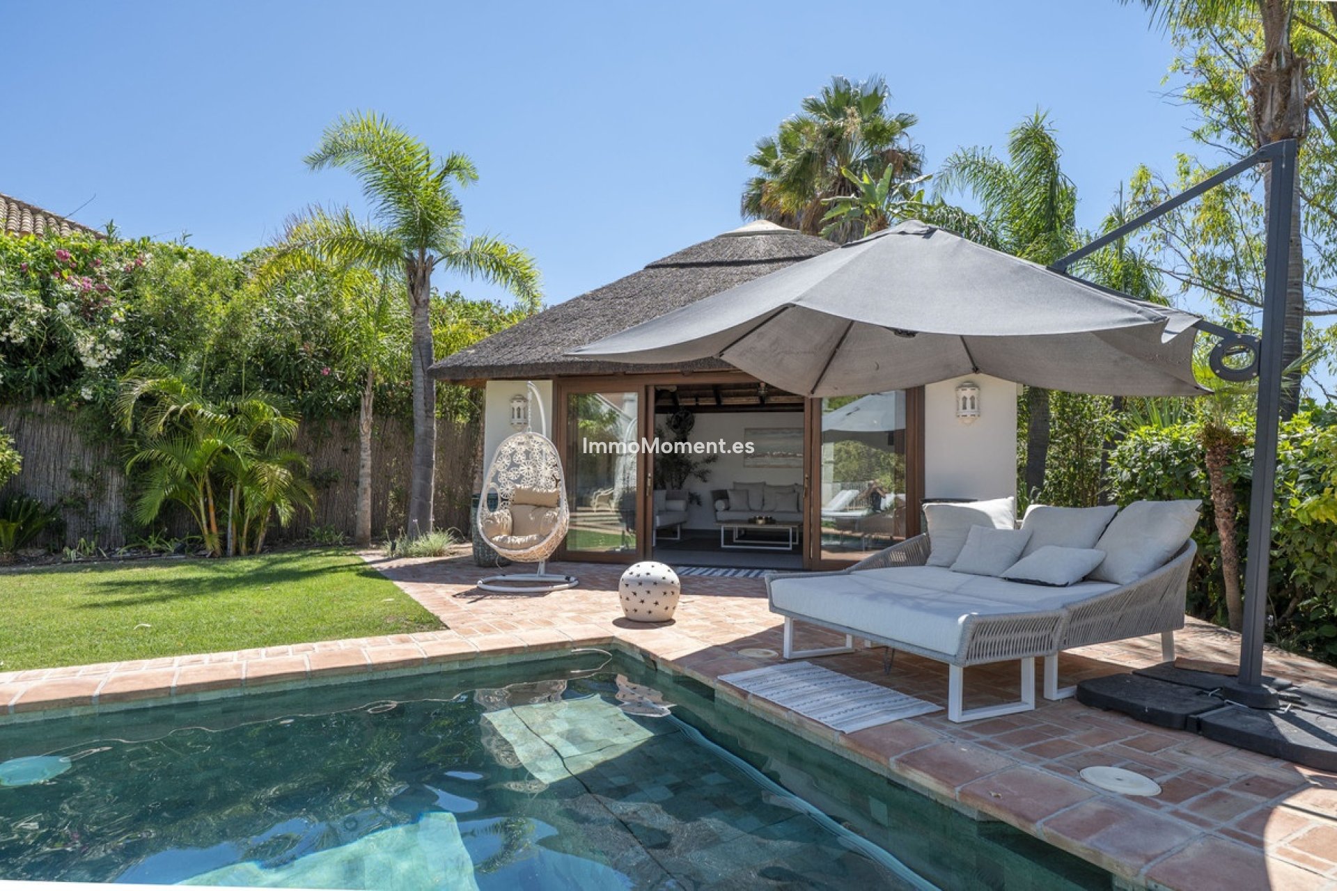 Bestaande woning - Vrijstaande villa - Estepona  - Estepona Centro