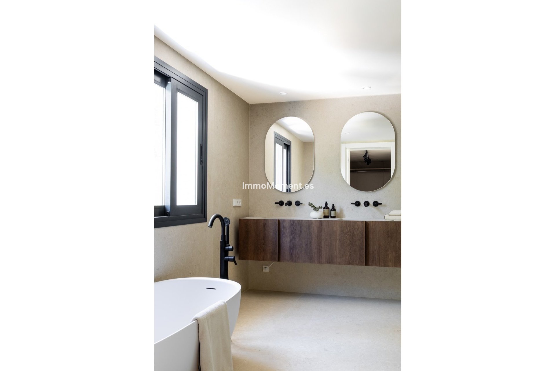 Bestaande woning - Vrijstaande villa - Estepona  - Estepona Centro