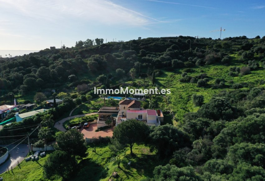 Bestaande woning - Vrijstaande villa - Estepona  - Estepona Centro
