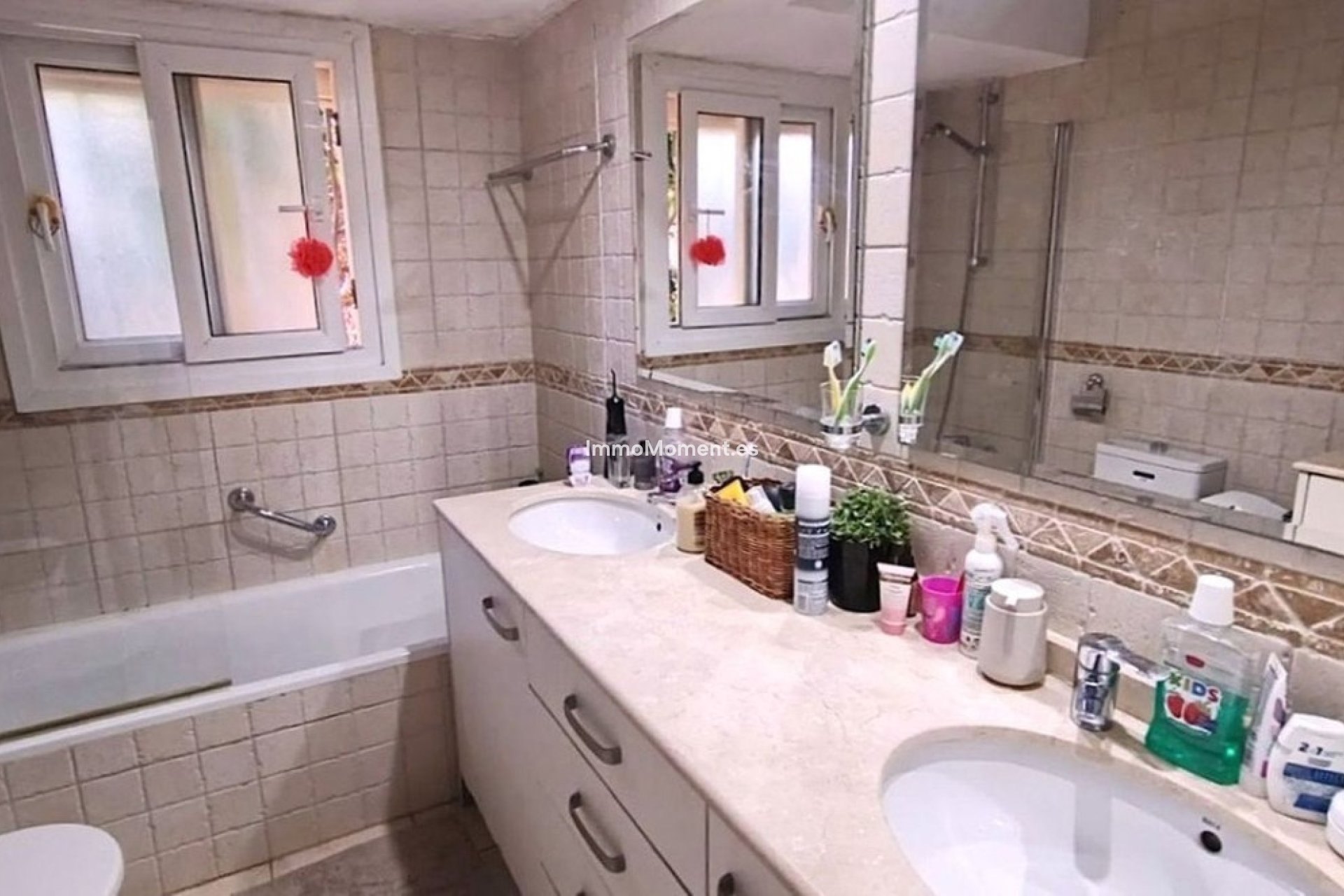 Bestaande woning - Vrijstaande villa - Estepona  - Estepona Centro