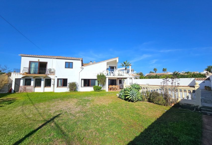 Bestaande woning - Vrijstaande villa - Estepona  - Estepona Centro