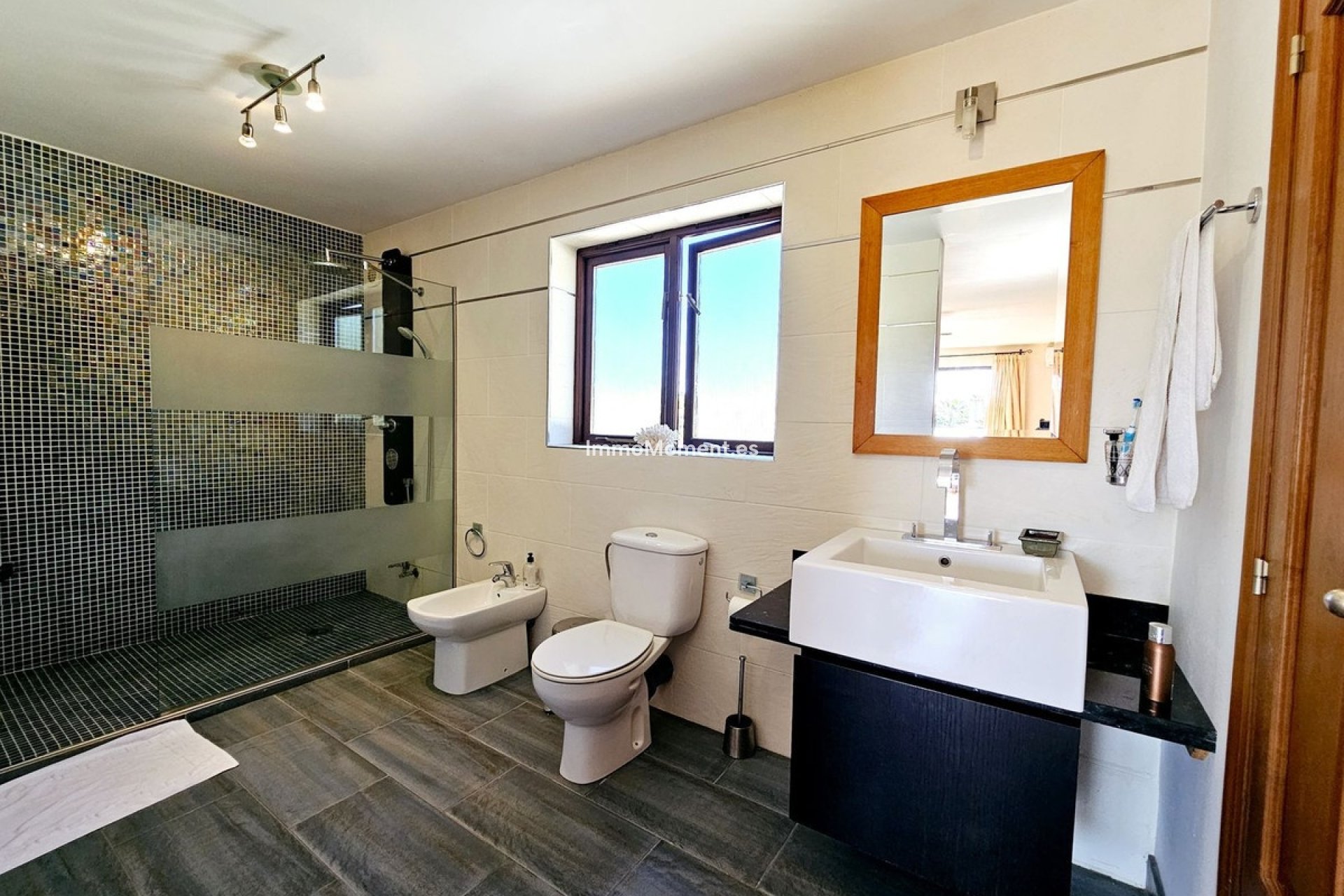Bestaande woning - Vrijstaande villa - Estepona  - Estepona Centro