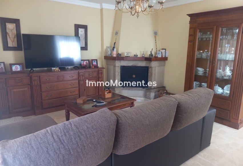 Bestaande woning - Vrijstaande villa - Estepona  - Estepona Centro