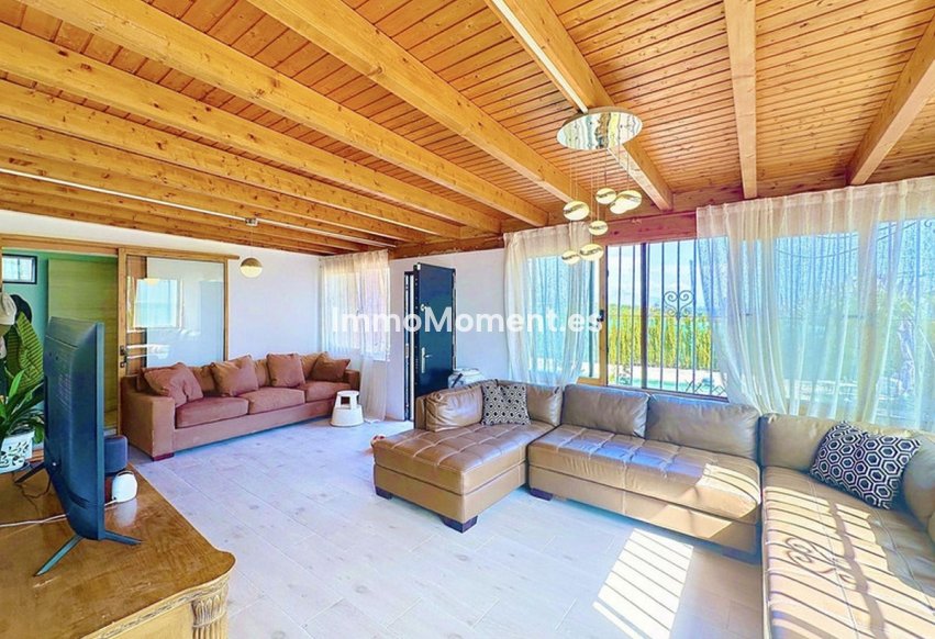 Bestaande woning - Vrijstaande villa - Estepona  - Estepona Centro