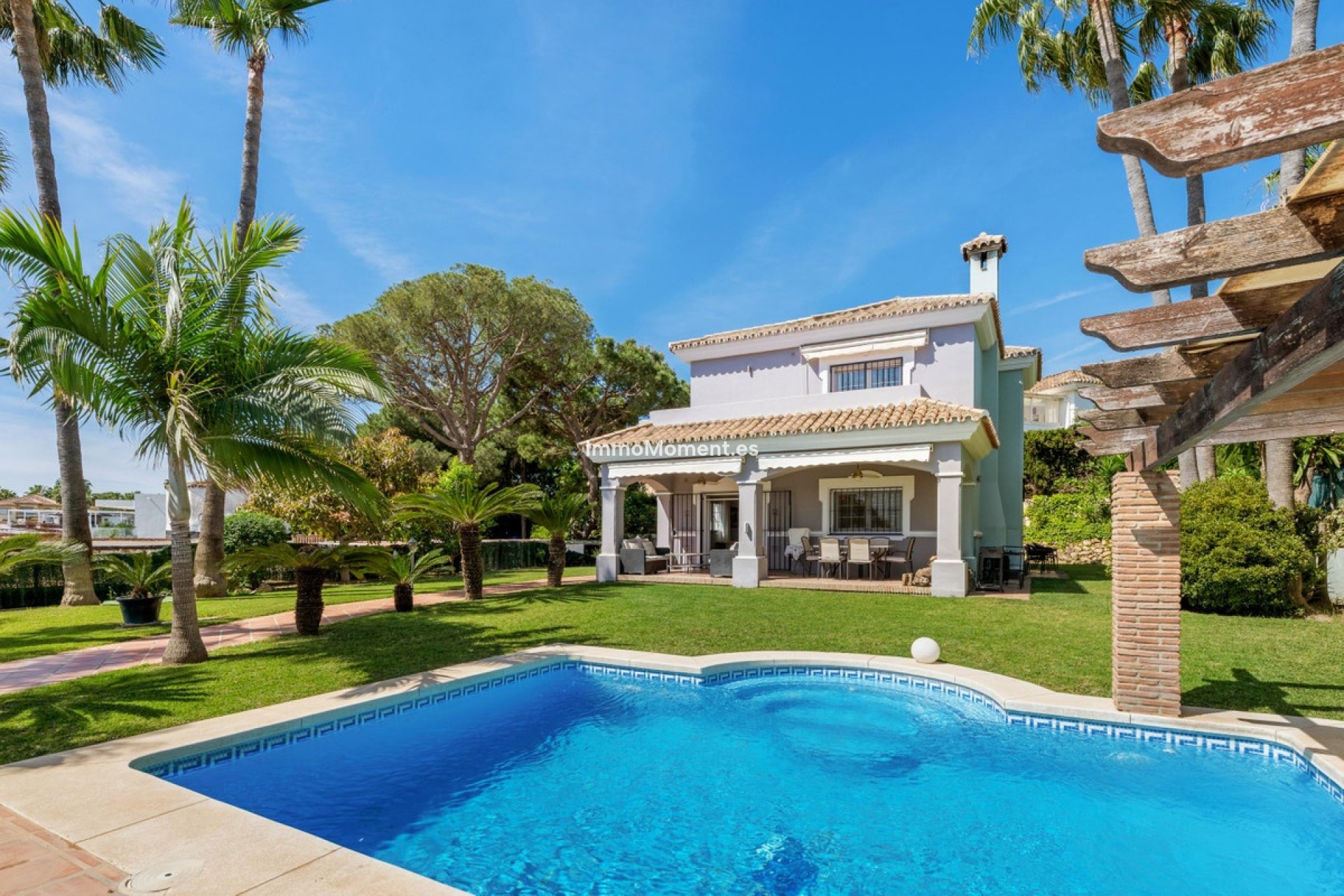 Bestaande woning - Vrijstaande villa - Estepona  - Estepona Centro