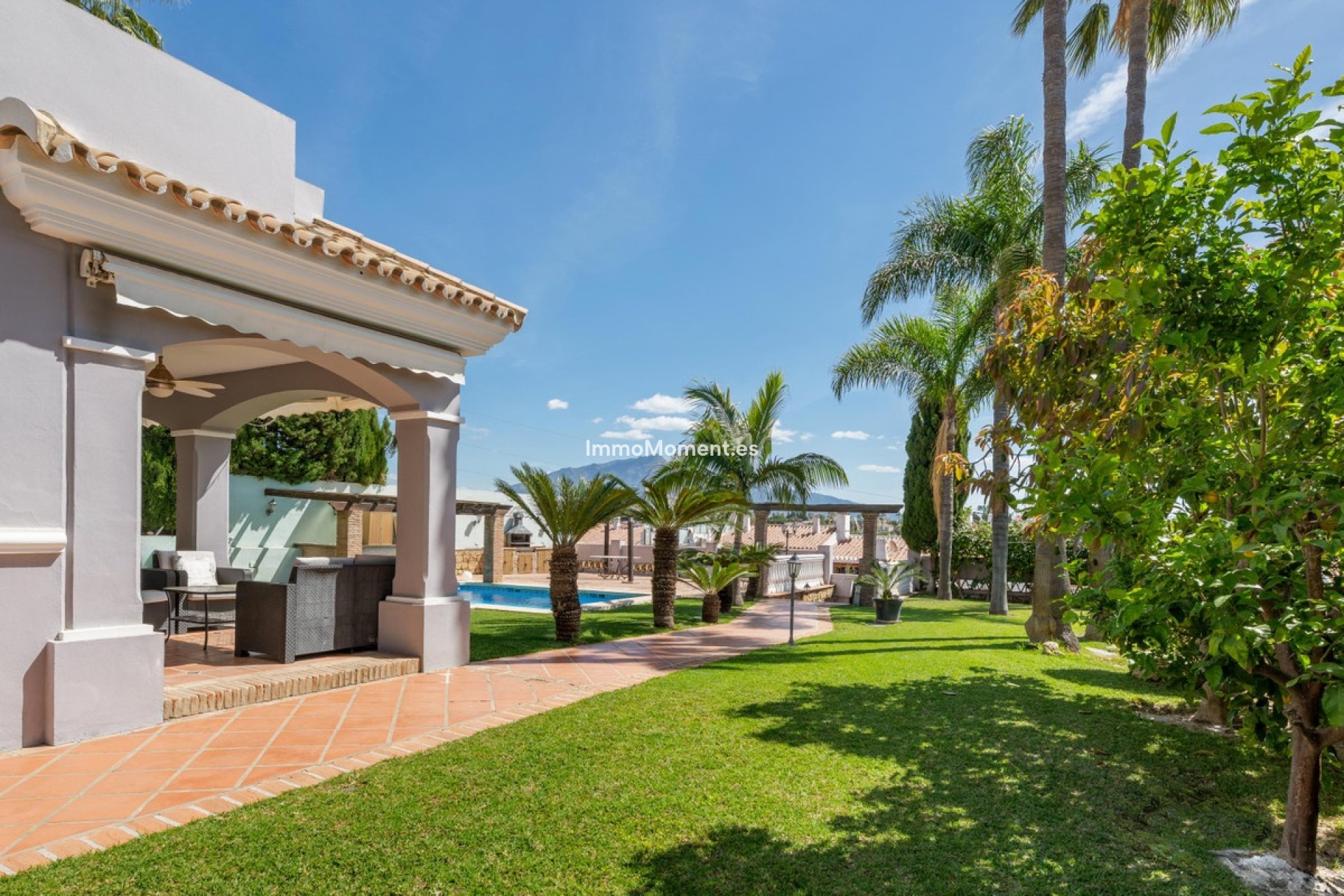Bestaande woning - Vrijstaande villa - Estepona  - Estepona Centro