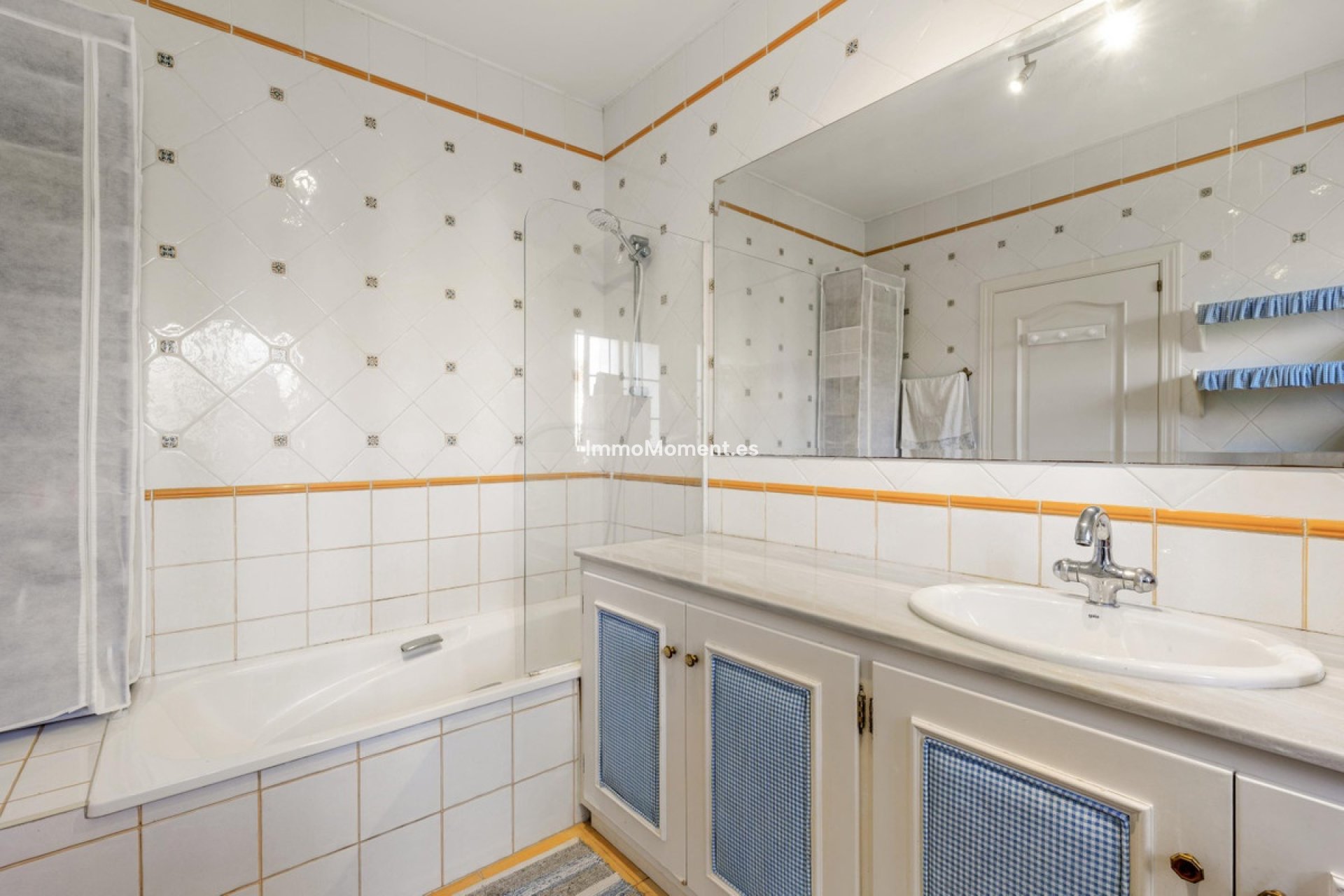 Bestaande woning - Vrijstaande villa - Estepona  - Estepona Centro