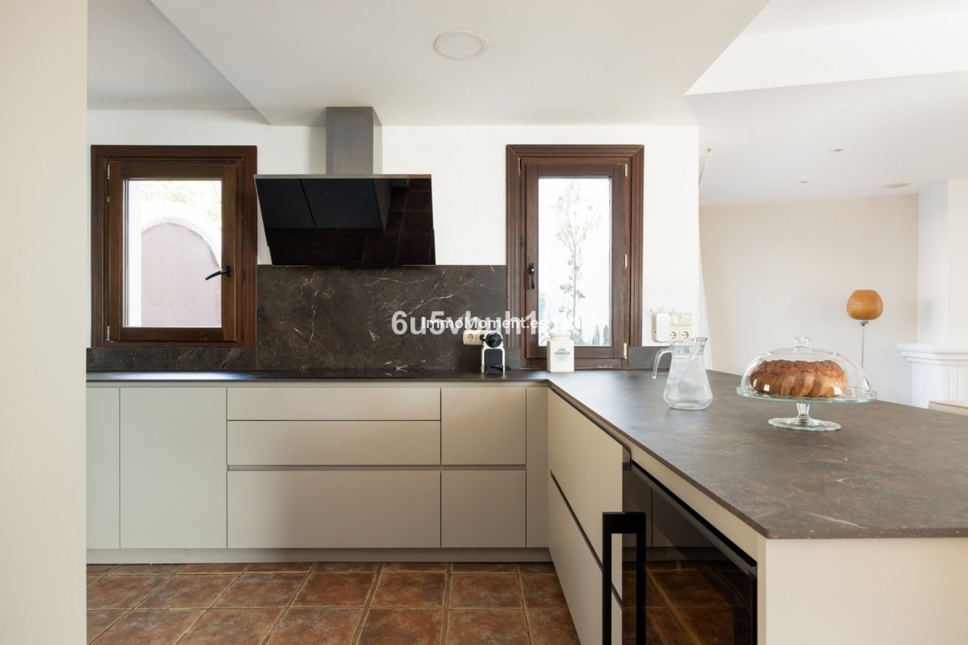 Bestaande woning - Vrijstaande villa - Estepona  - Estepona Centro
