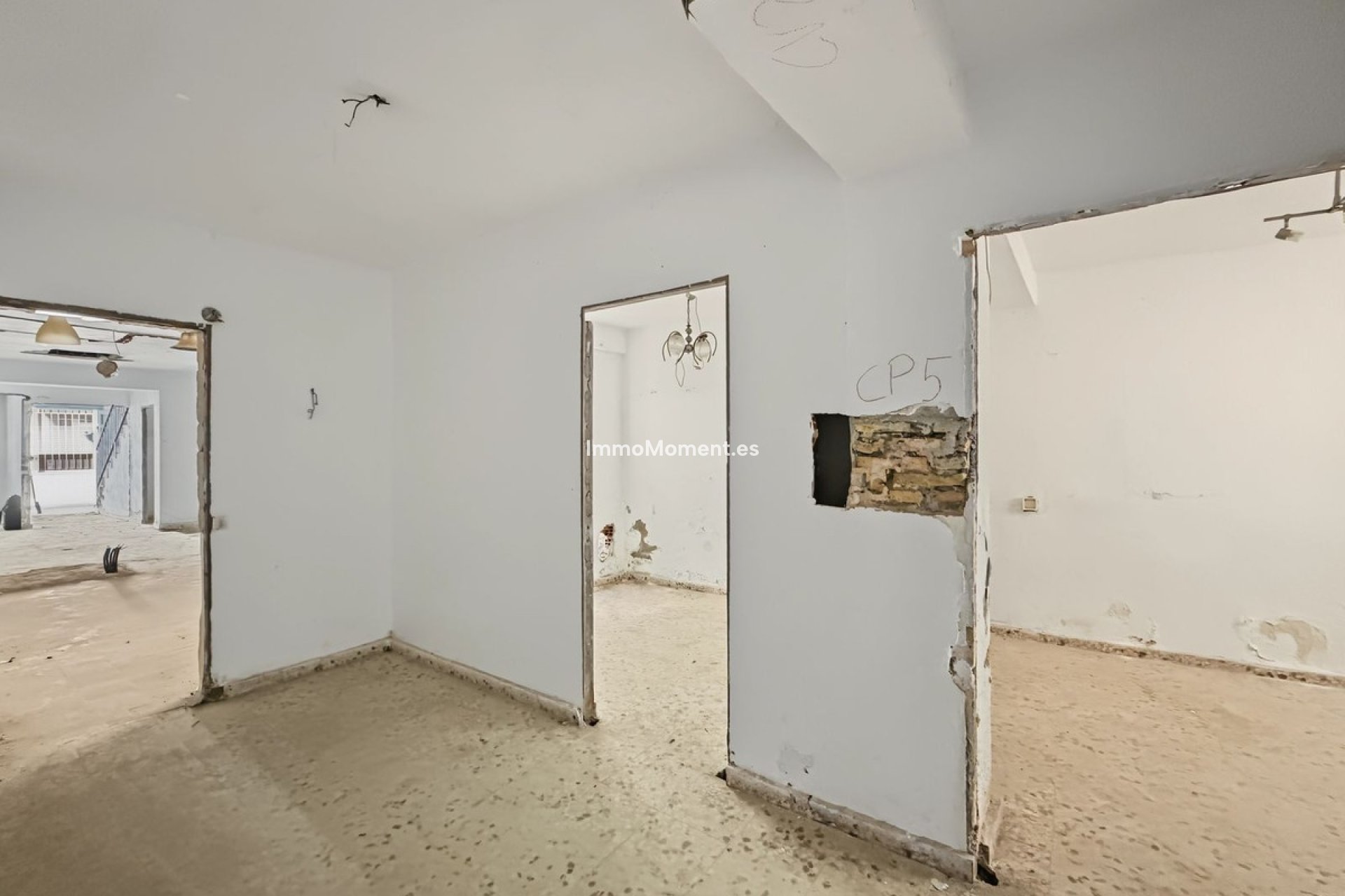 Bestaande woning - Vrijstaande villa - Estepona  - Estepona Centro