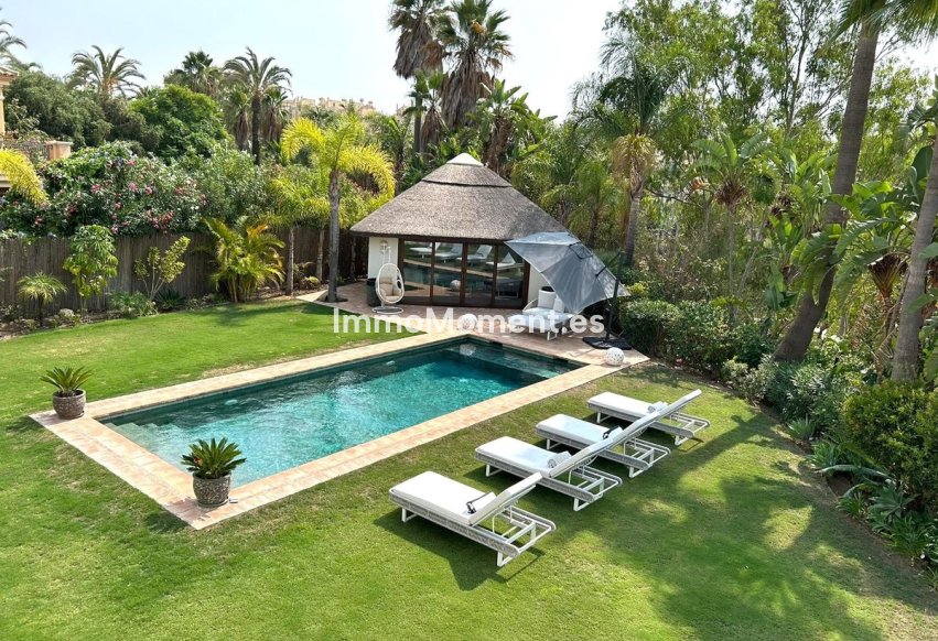 Bestaande woning - Vrijstaande villa - Estepona  - Estepona Centro